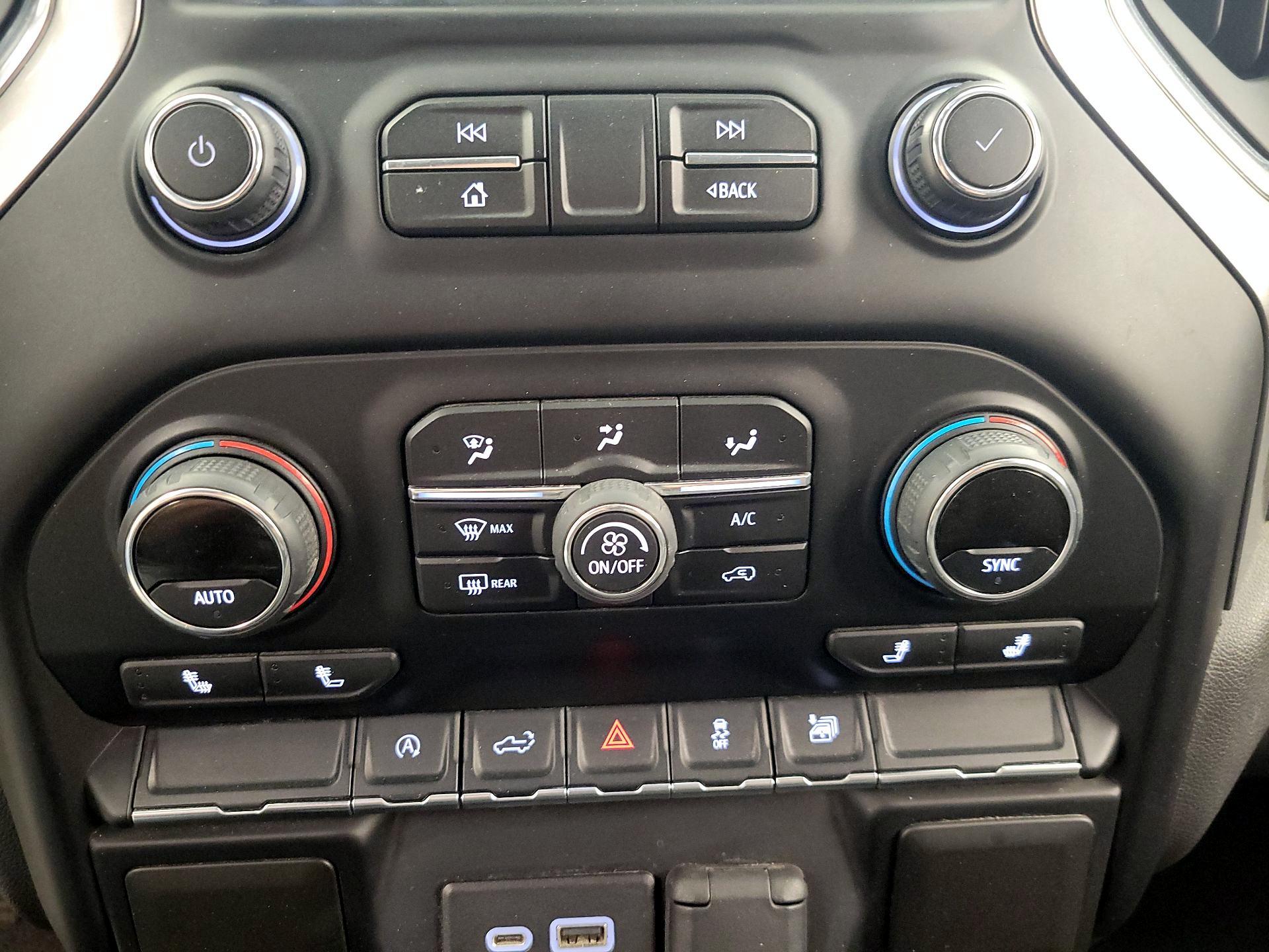 Thumbnail: 2020 Chevrolet Silverado 1500 - 16