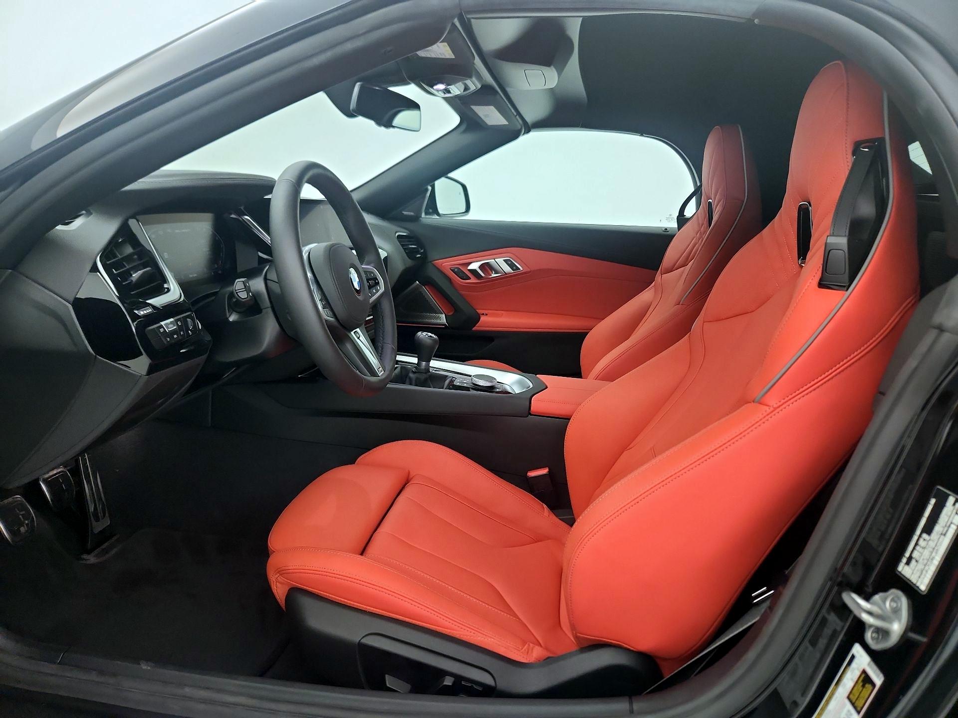 Thumbnail: 2026 BMW Z4 - 11