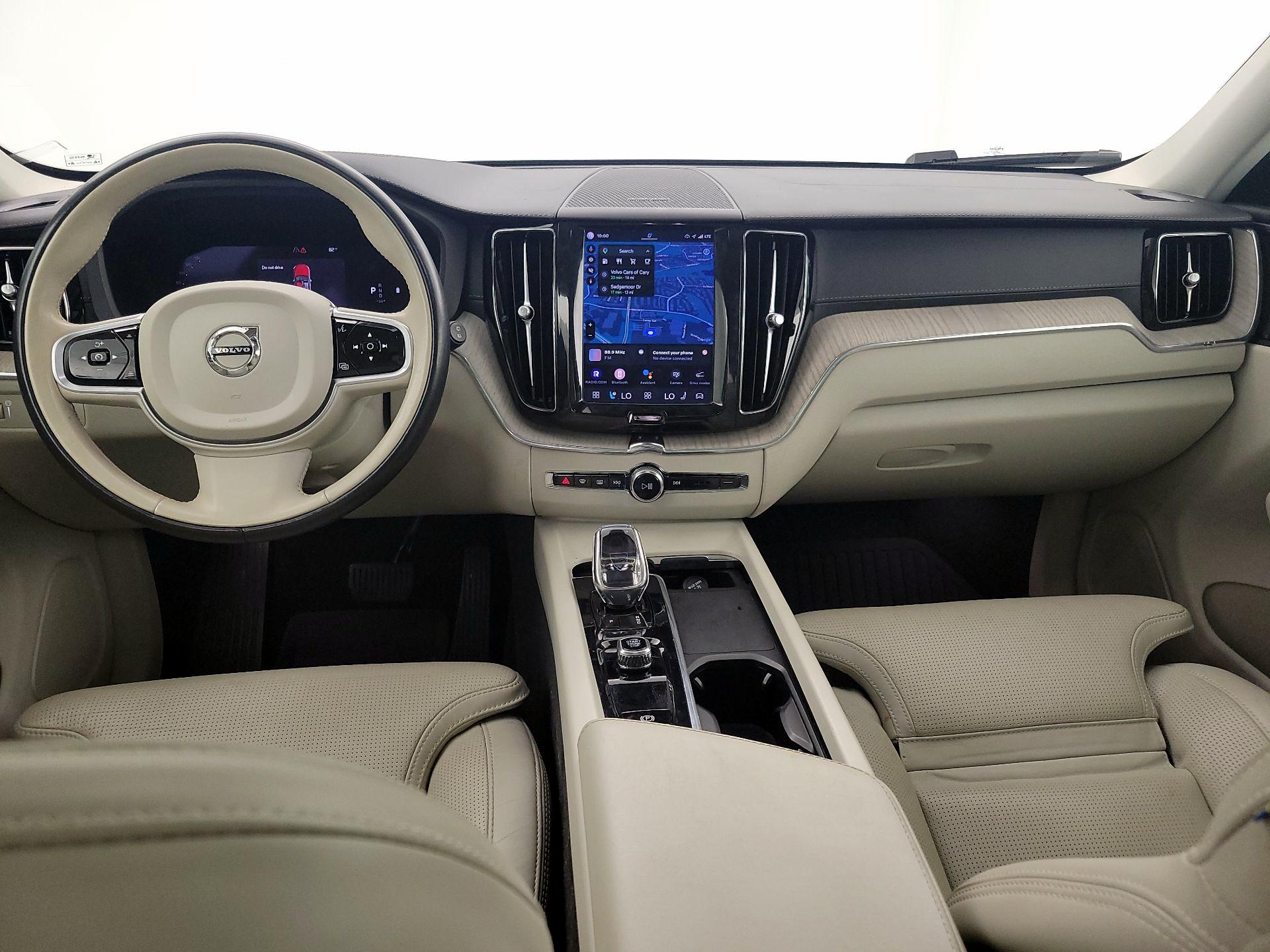 Thumbnail: 2022 Volvo XC60 - 9