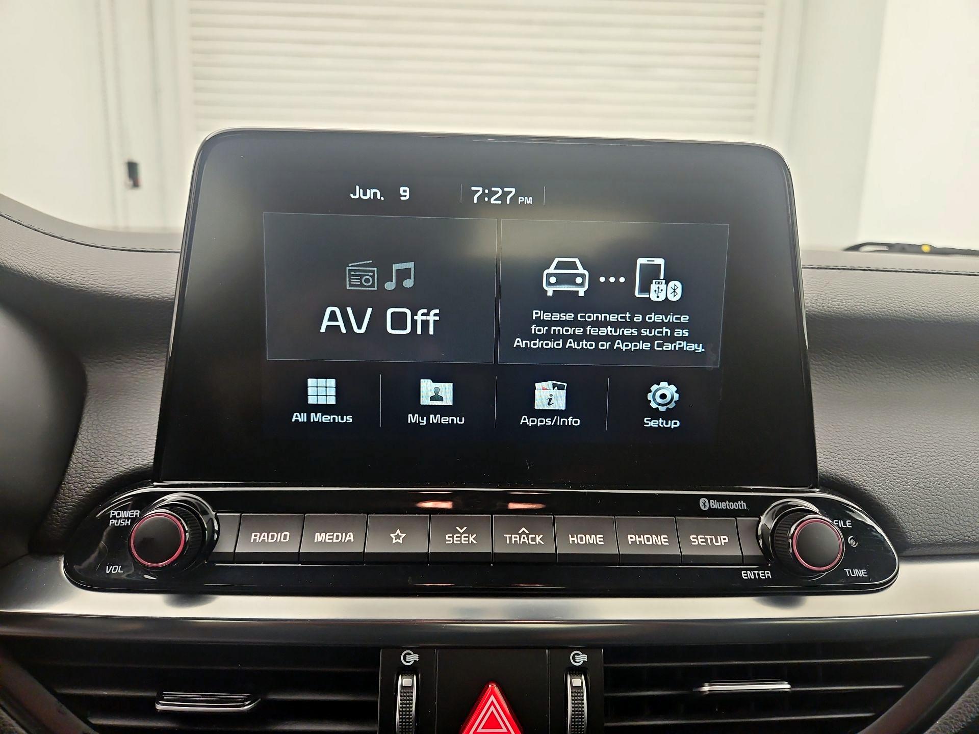 Thumbnail: 2020 Kia Forte - 15