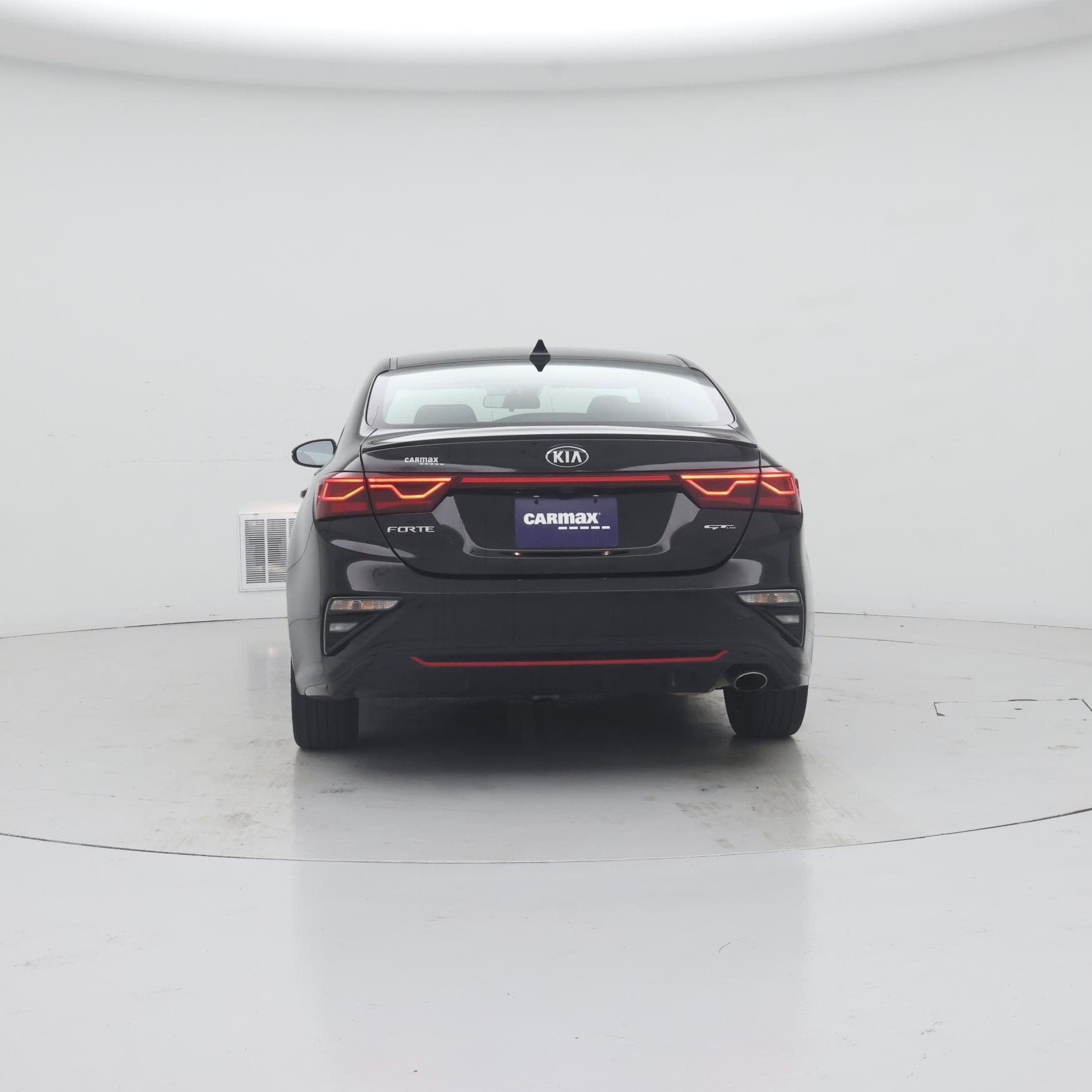 Thumbnail: 2020 Kia Forte - 6