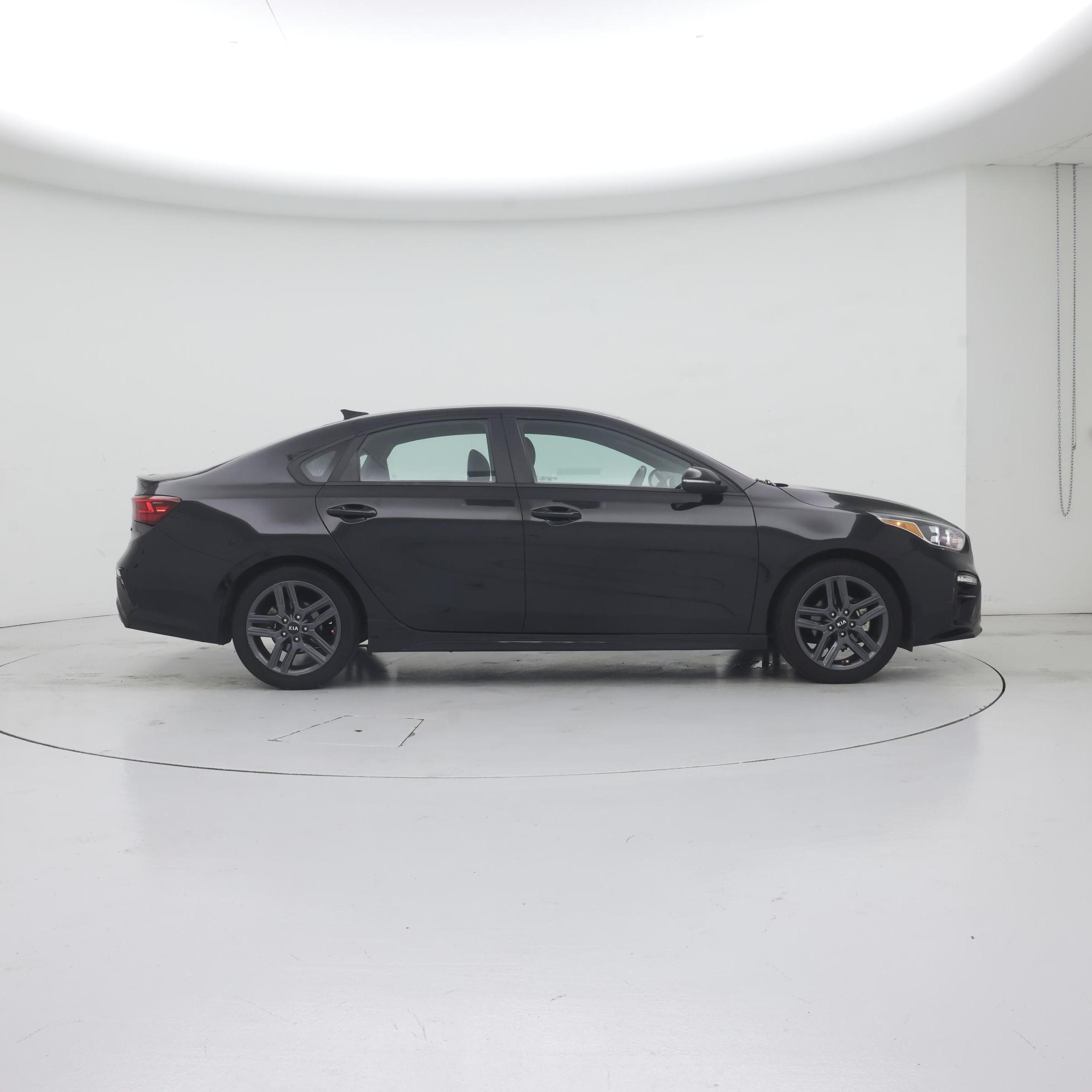 Thumbnail: 2020 Kia Forte - 7