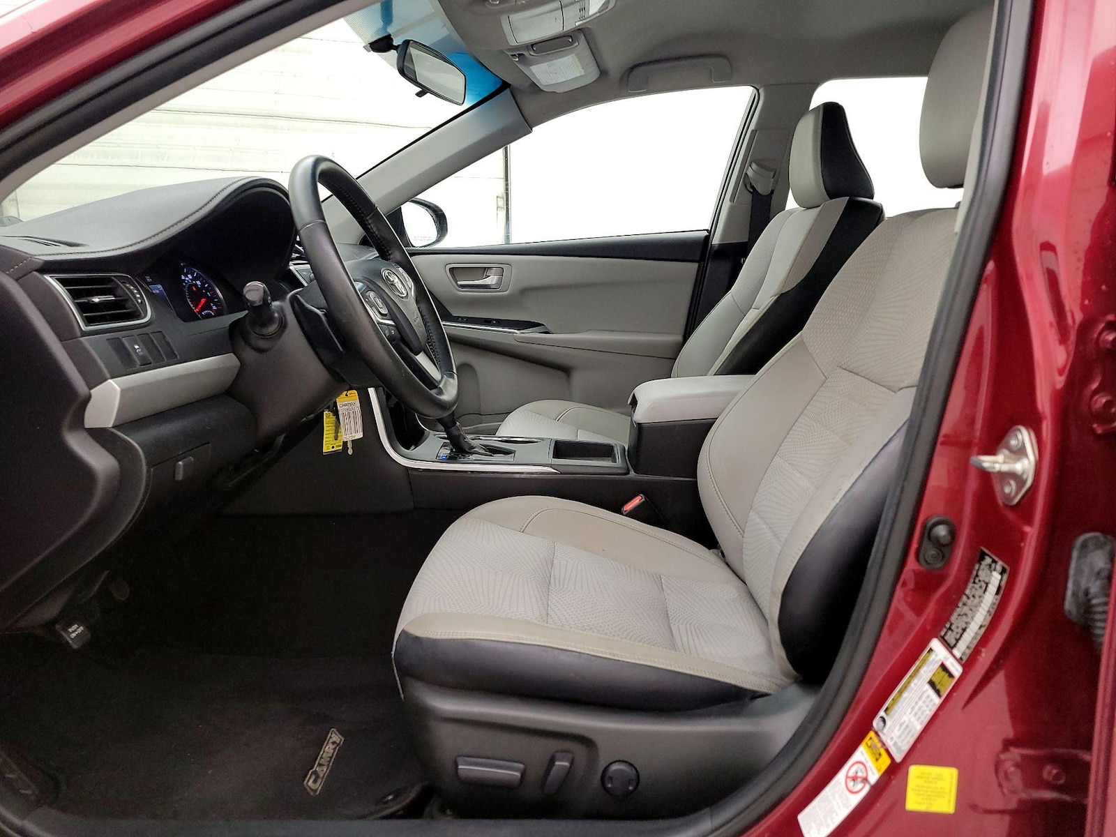 2016 Toyota Camry Special Edition - Photo 12