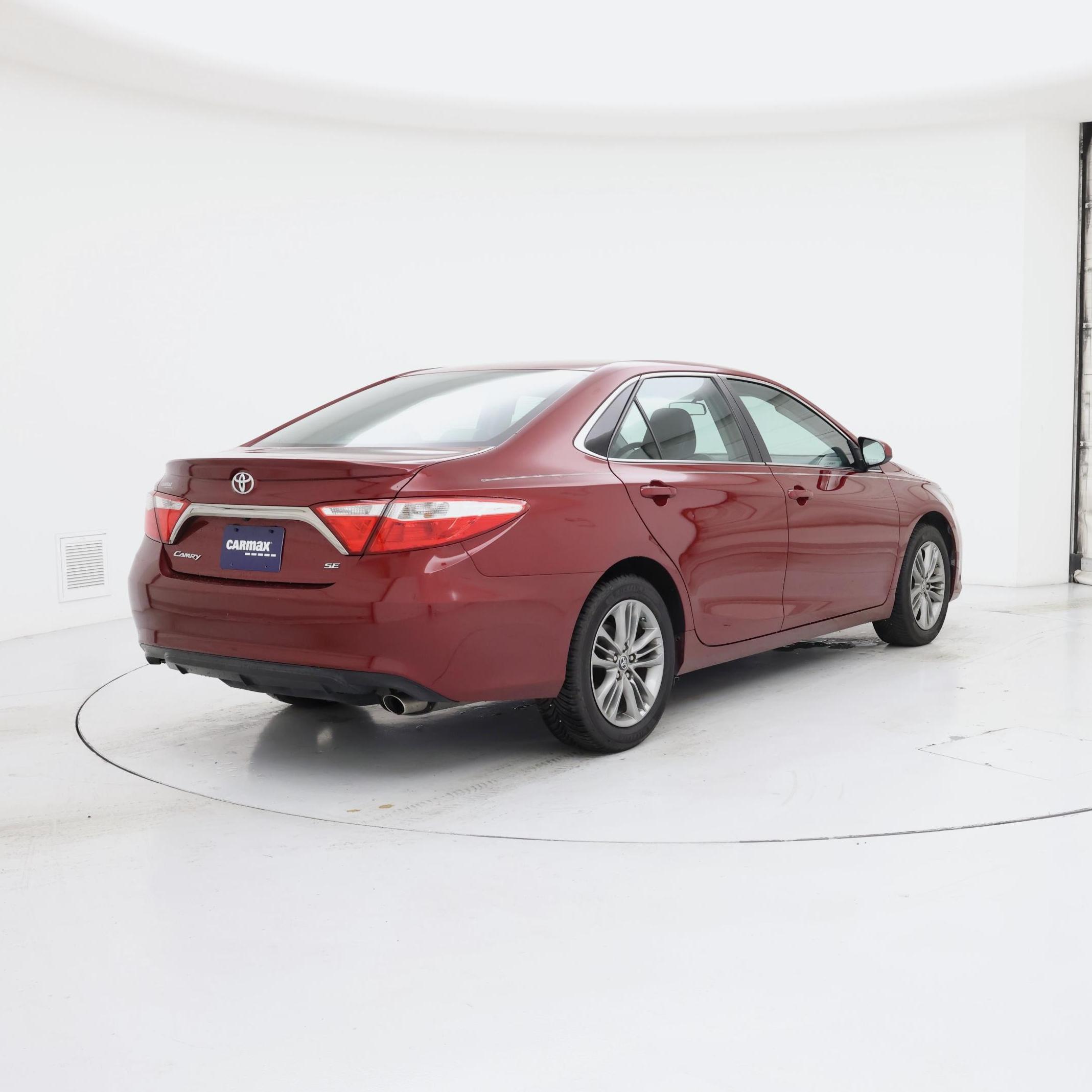 Thumbnail: 2016 Toyota Camry - 8