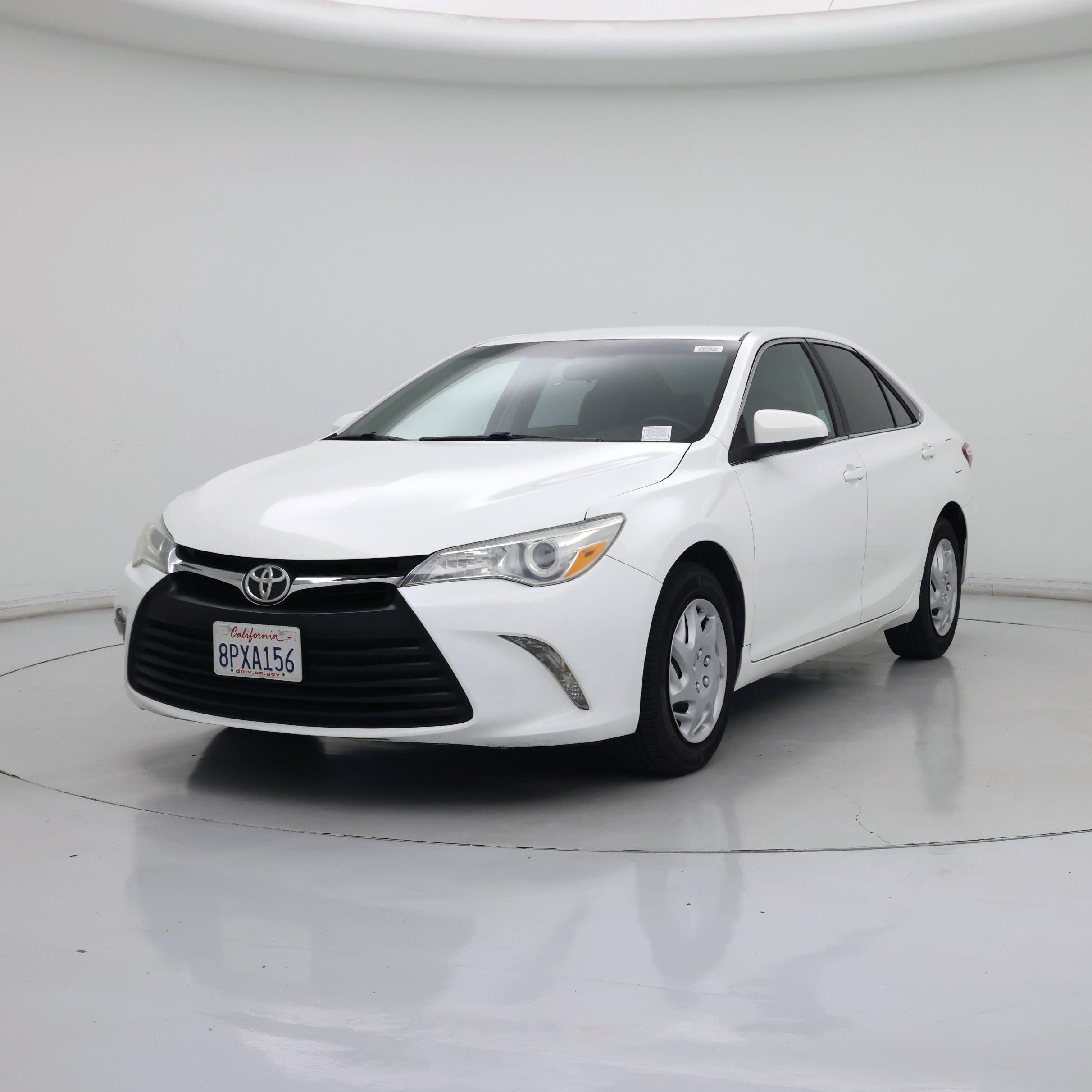 Thumbnail: 2015 Toyota Camry - 4