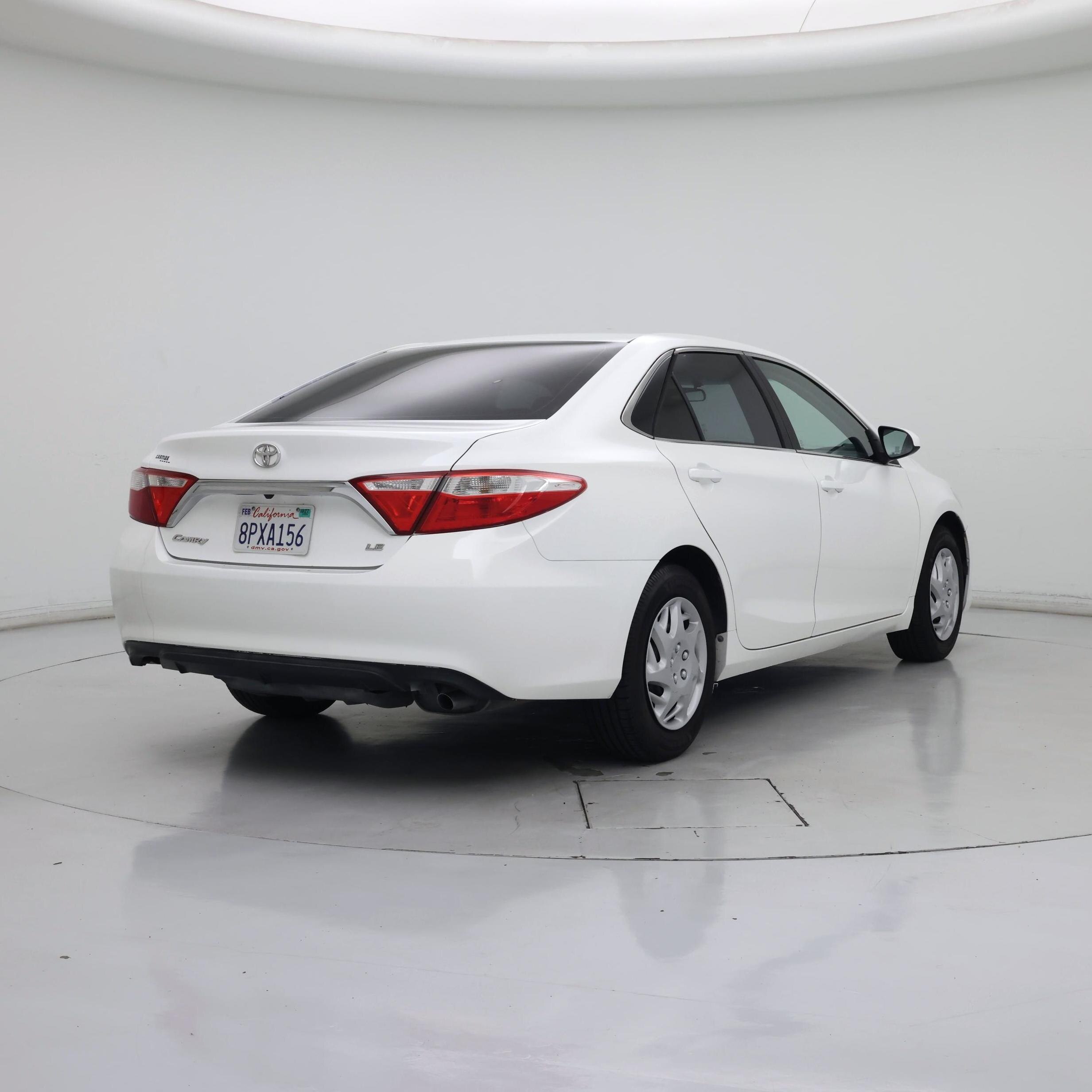 Thumbnail: 2015 Toyota Camry - 8