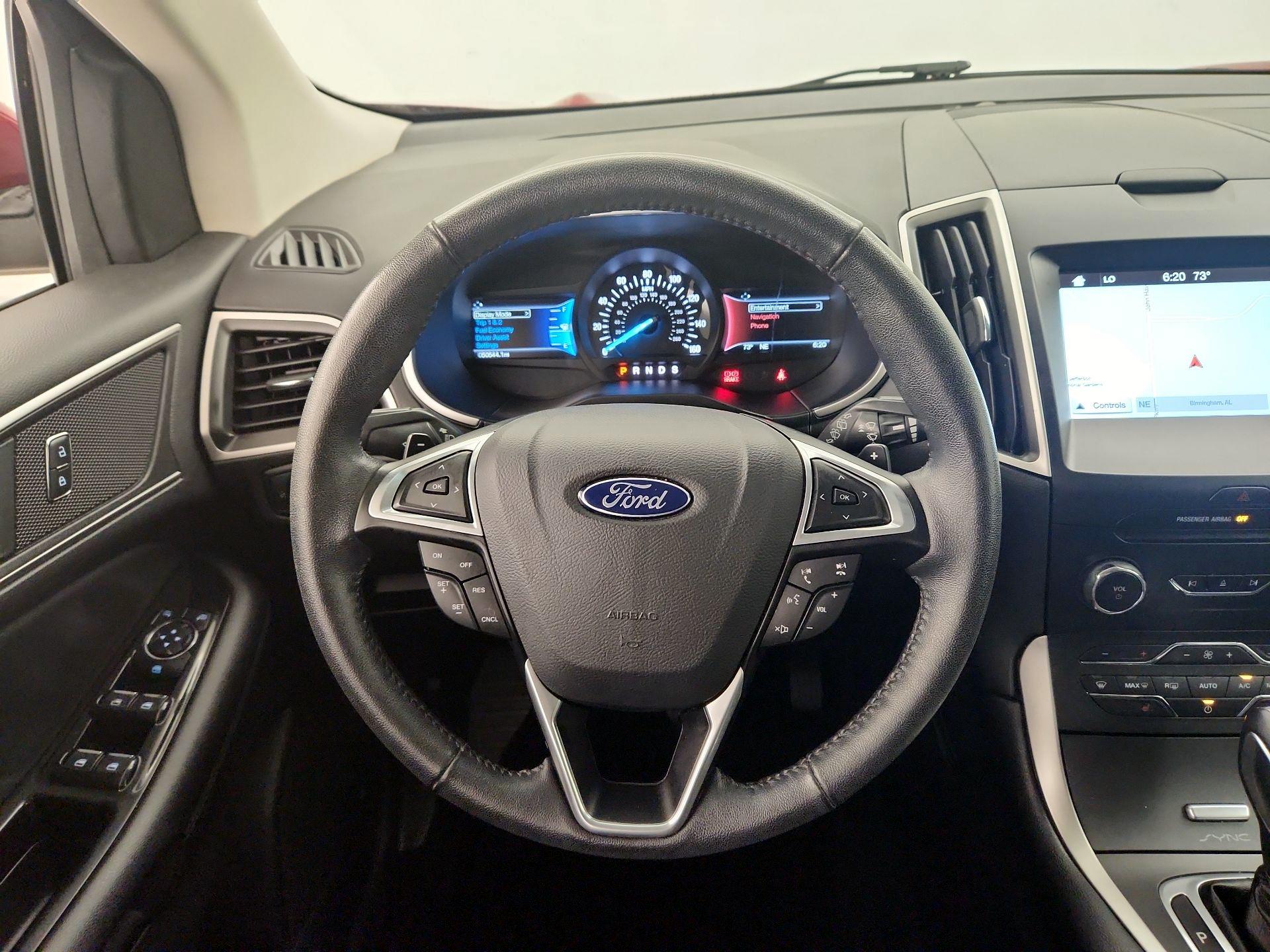 Thumbnail: 2016 Ford Edge - 10