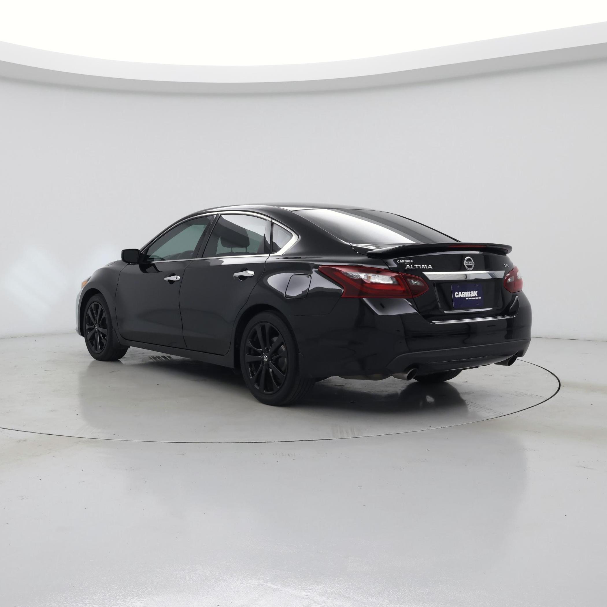 Thumbnail: 2017 Nissan Altima - 2