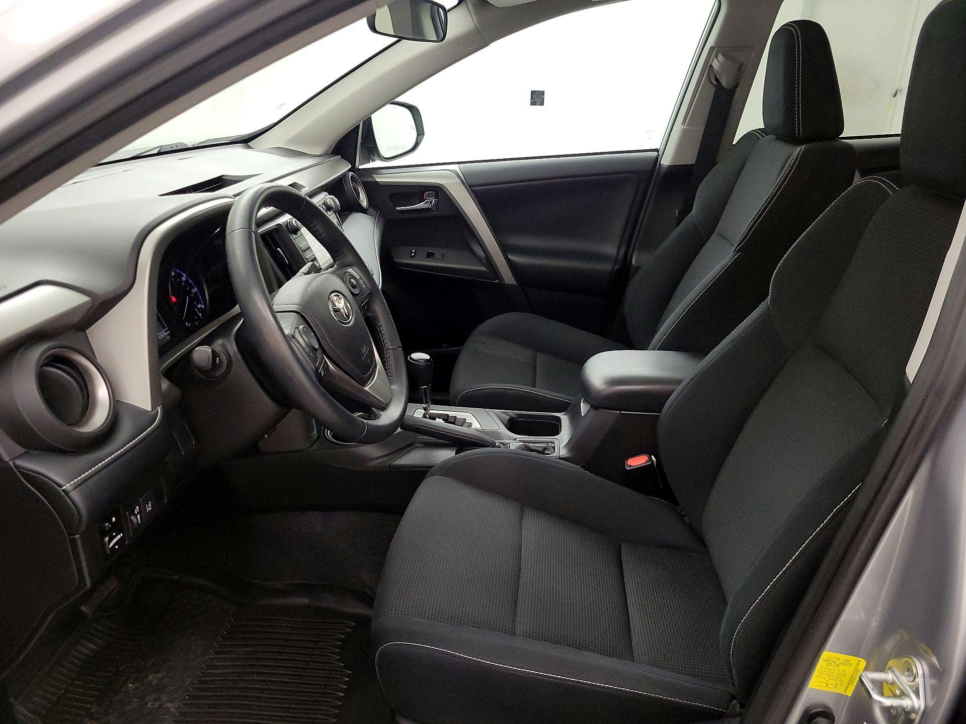 Thumbnail: 2017 Toyota RAV4 - 11