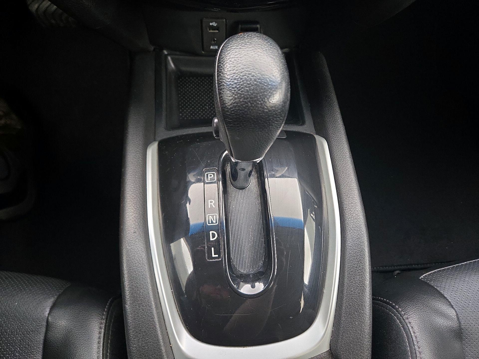 Thumbnail: 2016 Nissan Rogue - 18