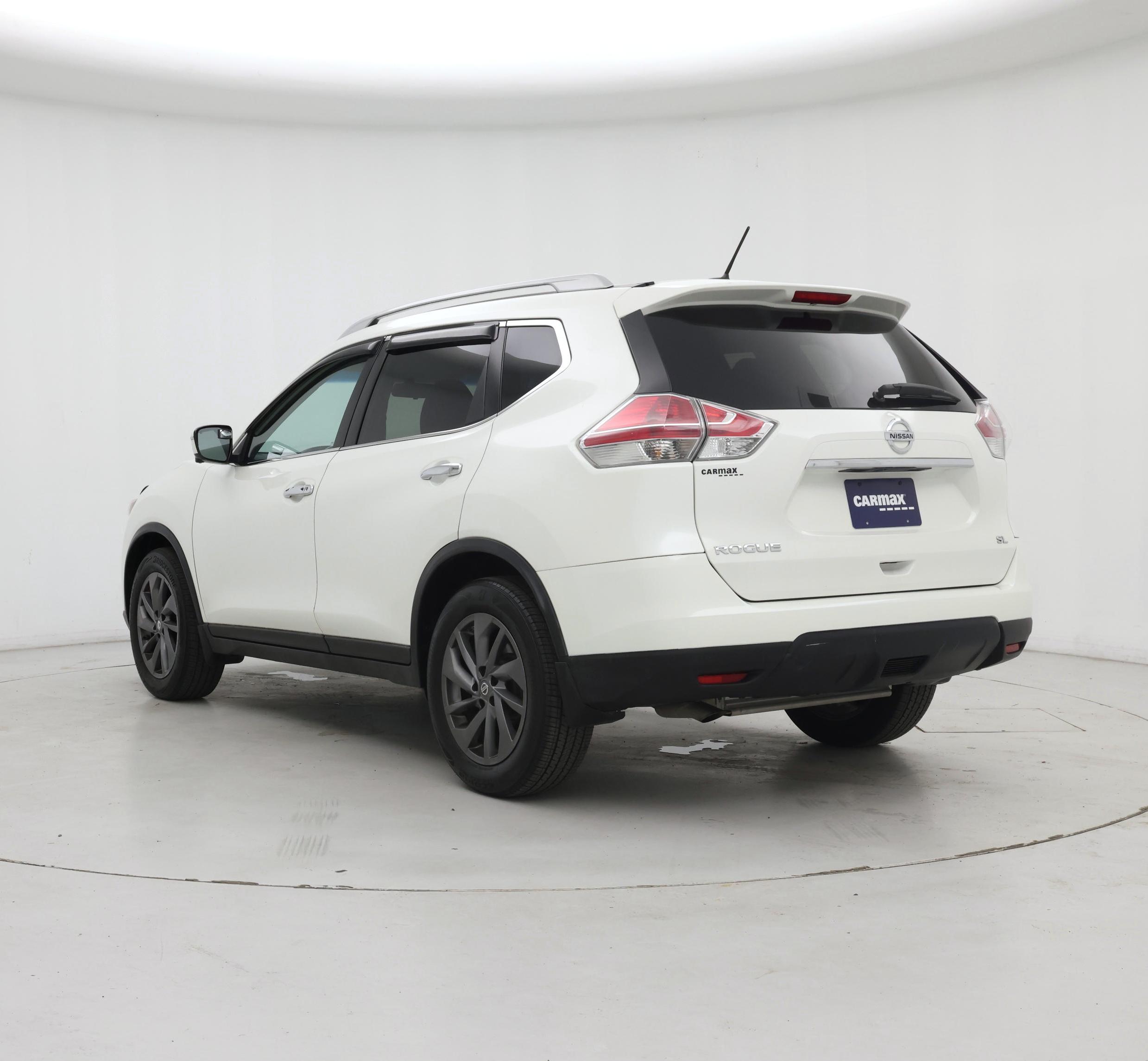 Thumbnail: 2016 Nissan Rogue - 2
