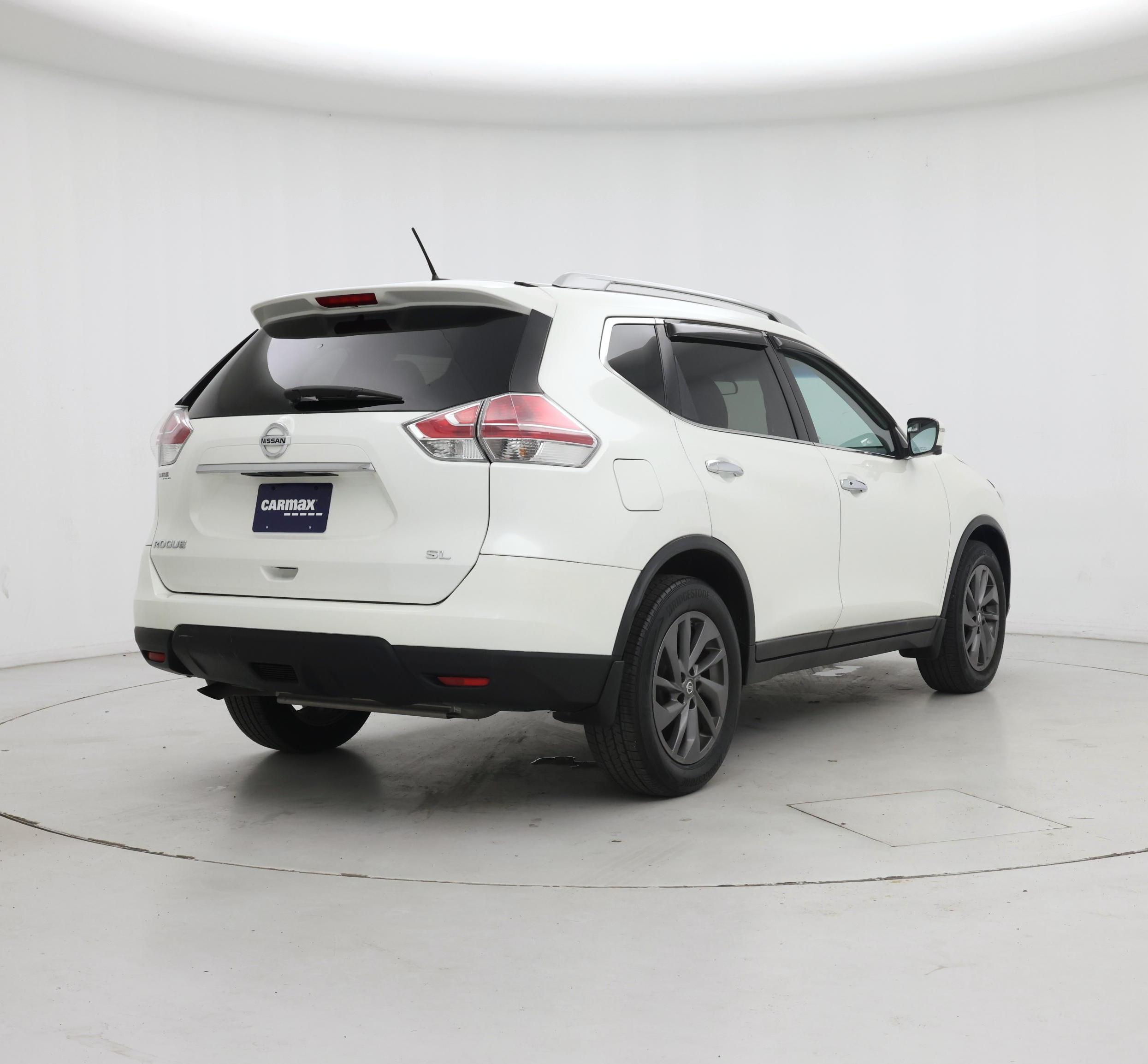Thumbnail: 2016 Nissan Rogue - 8