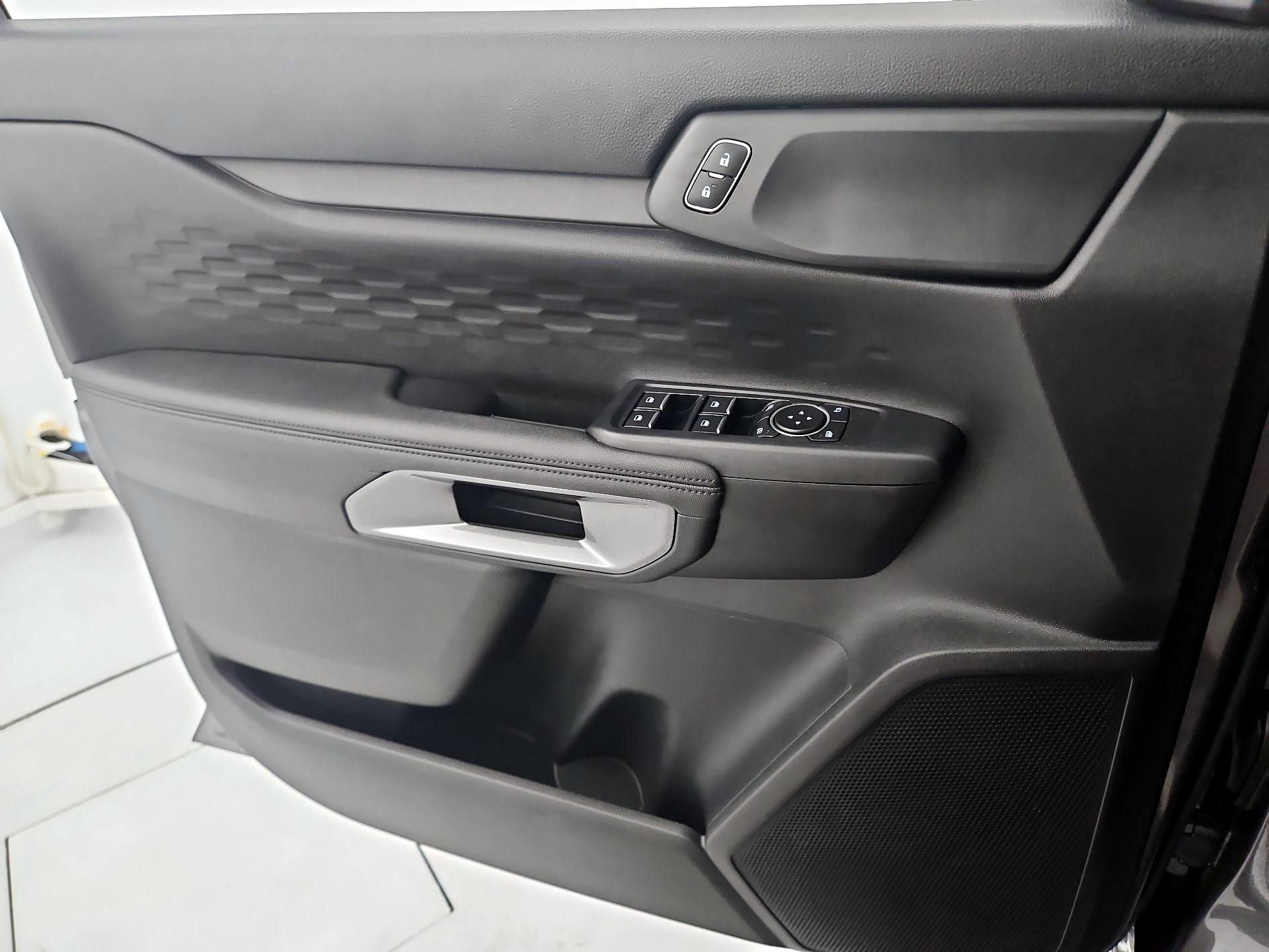 Thumbnail: 2025 Ford Ranger - 12