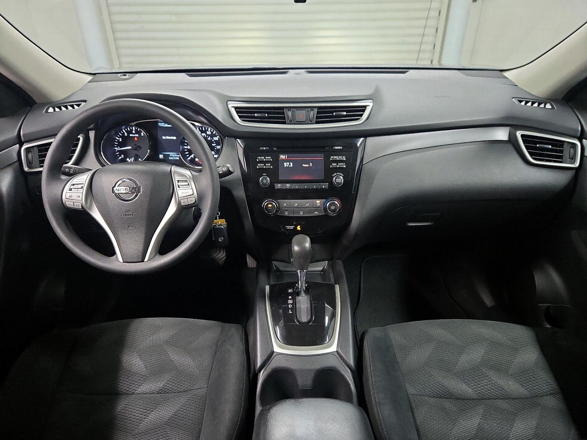 Thumbnail: 2016 Nissan Rogue - 9