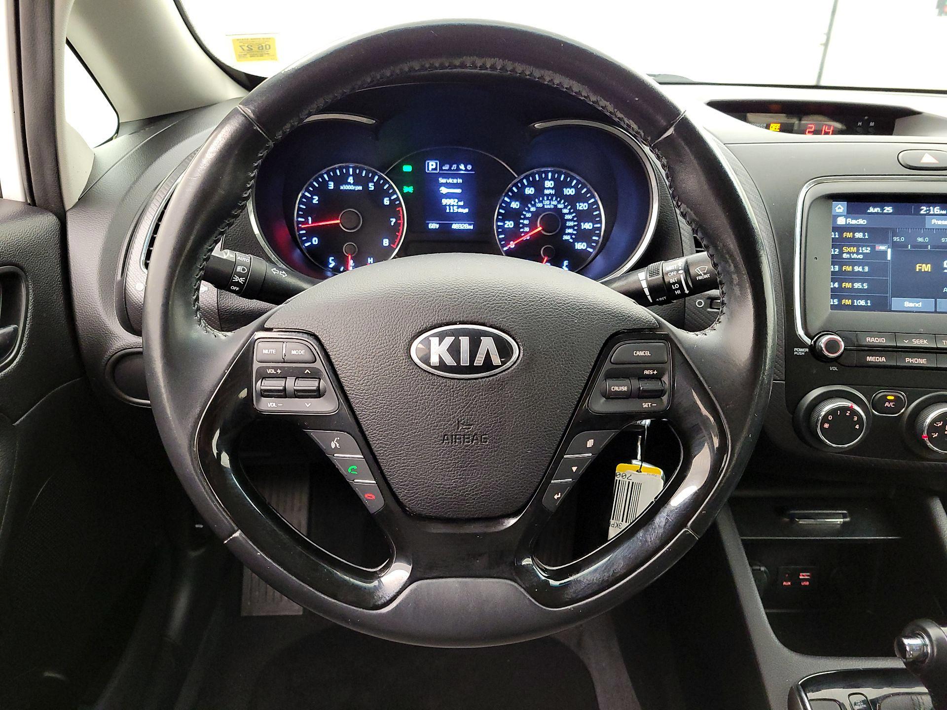 Thumbnail: 2017 Kia Forte - 10