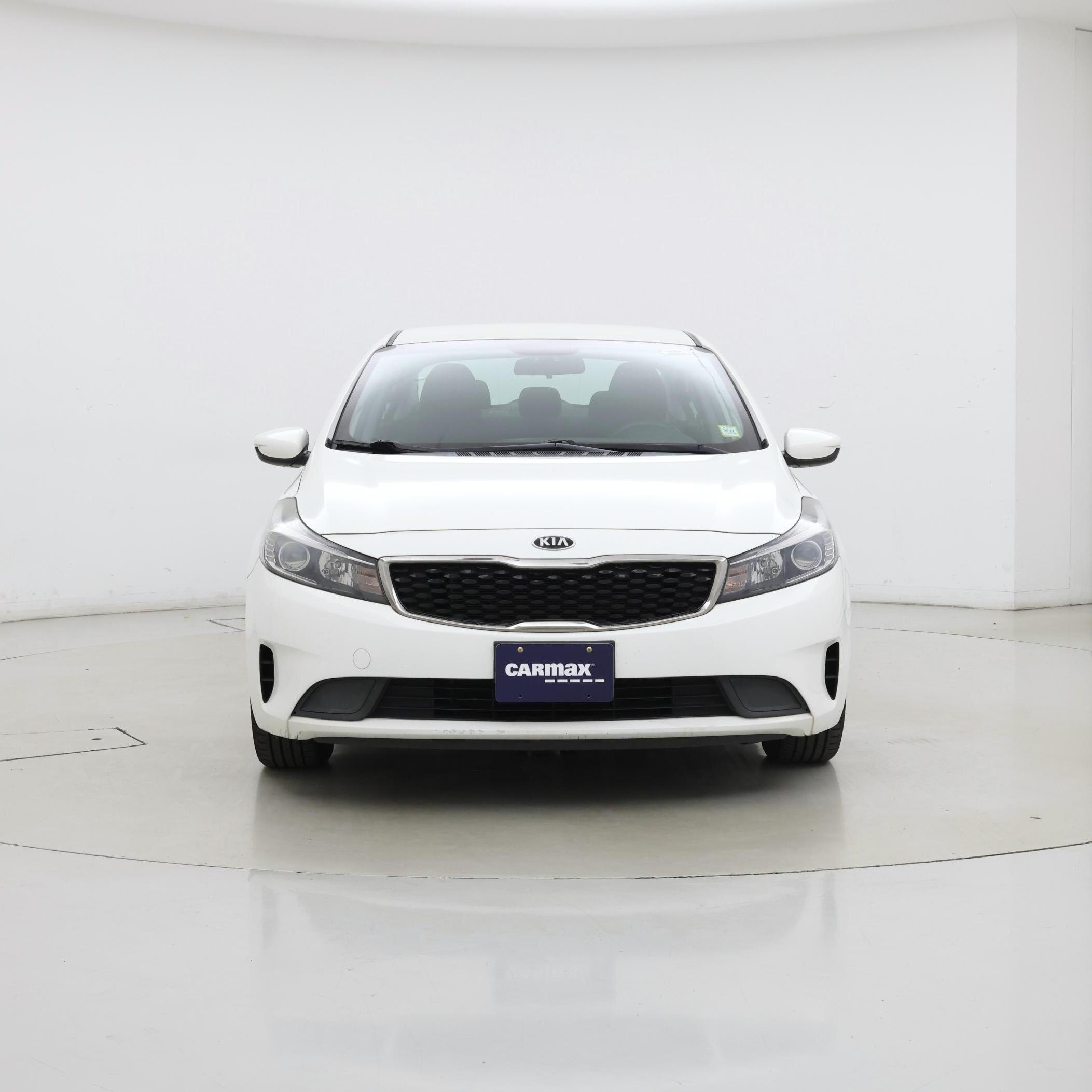 Thumbnail: 2017 Kia Forte - 5