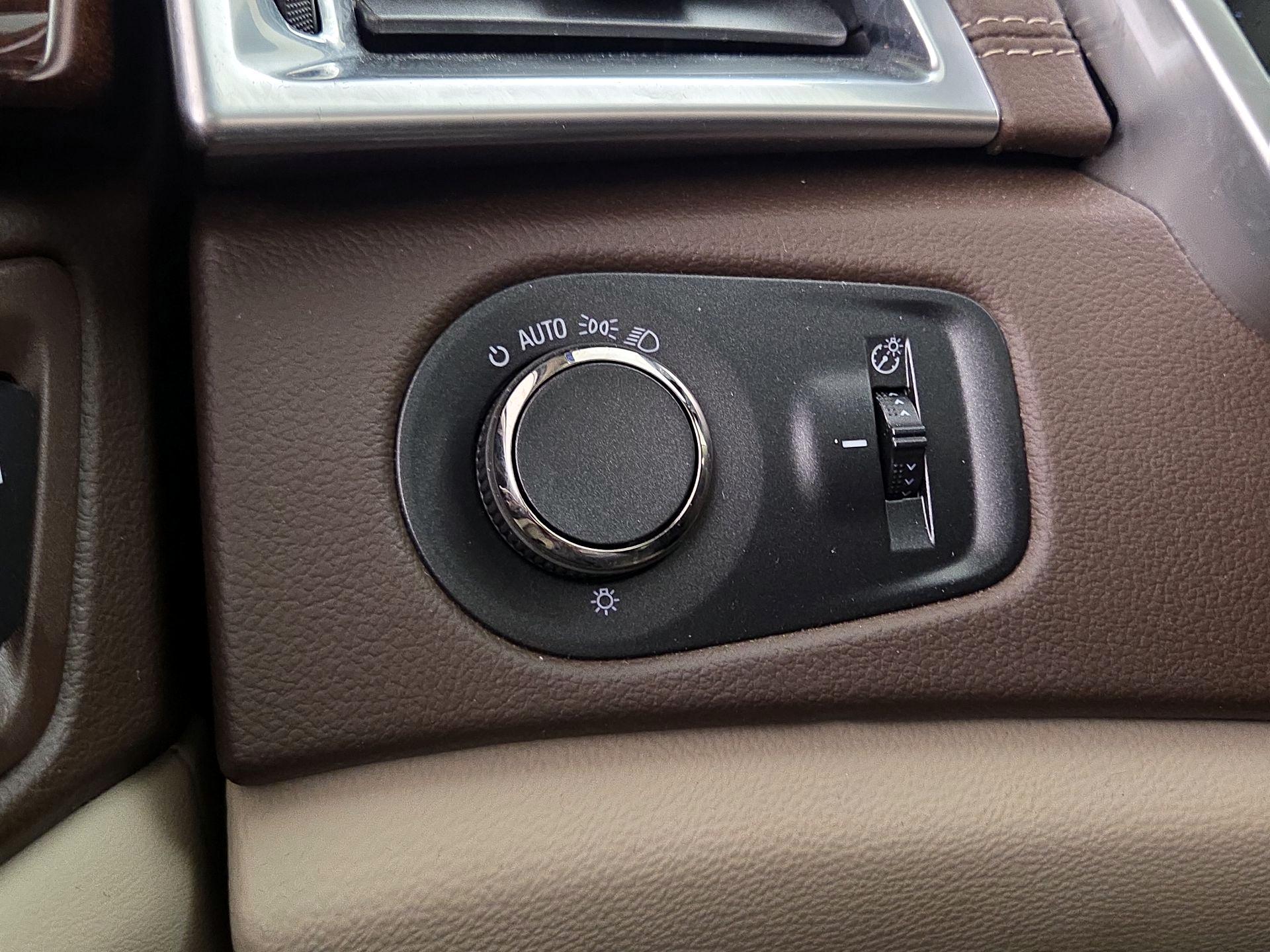 Thumbnail: 2016 Cadillac SRX - 13
