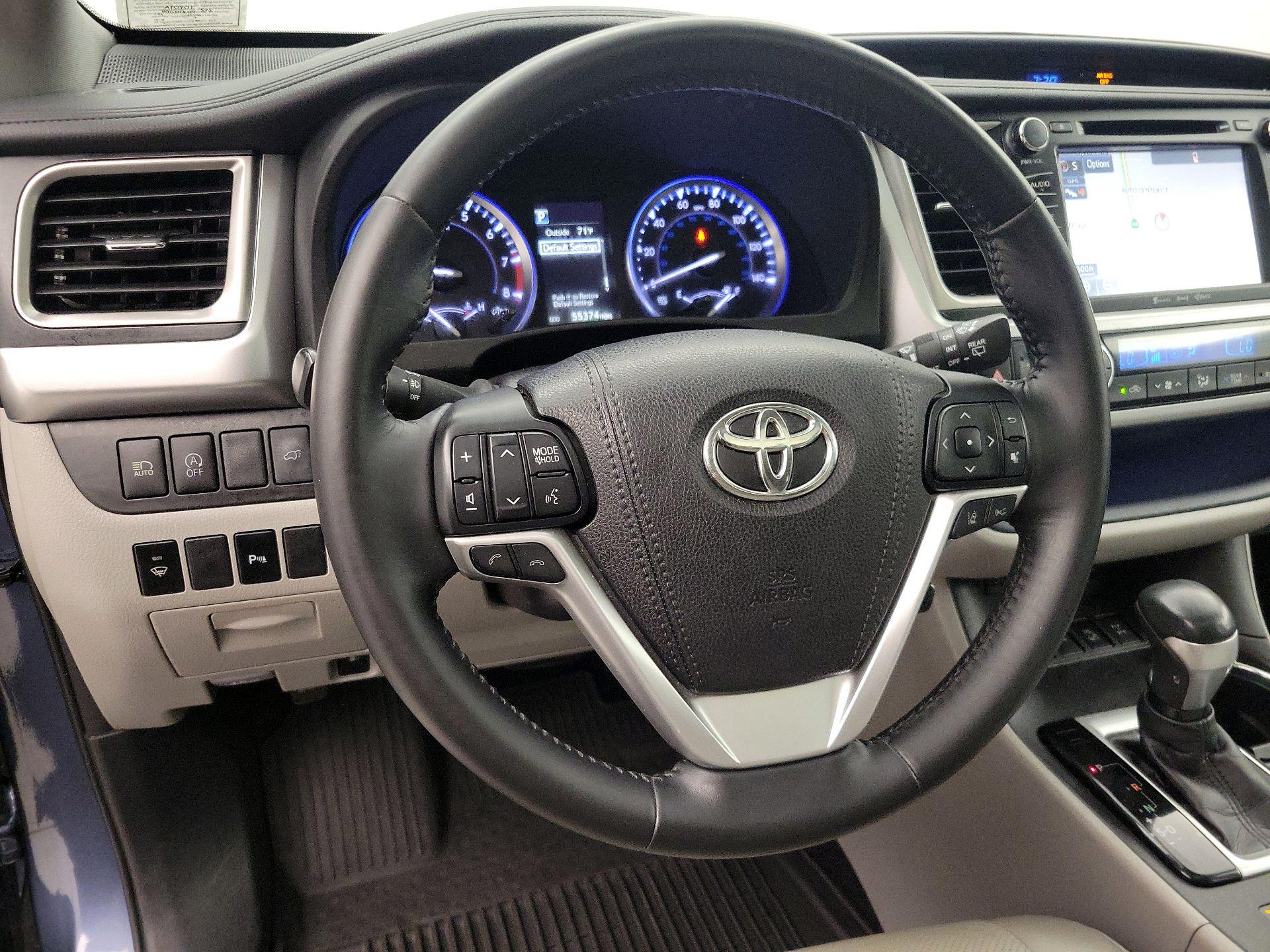 Thumbnail: 2018 Toyota Highlander - 10