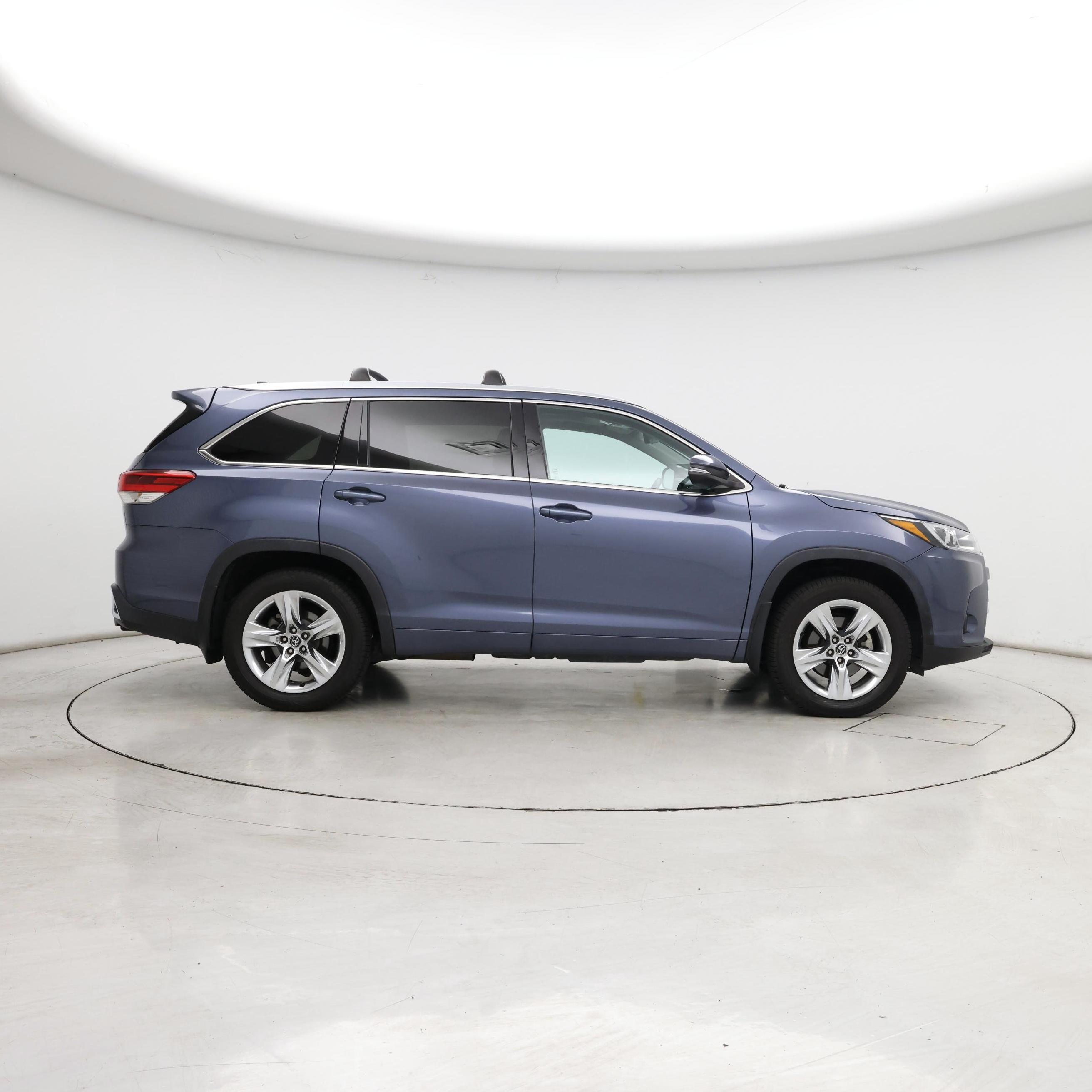 Thumbnail: 2018 Toyota Highlander - 7