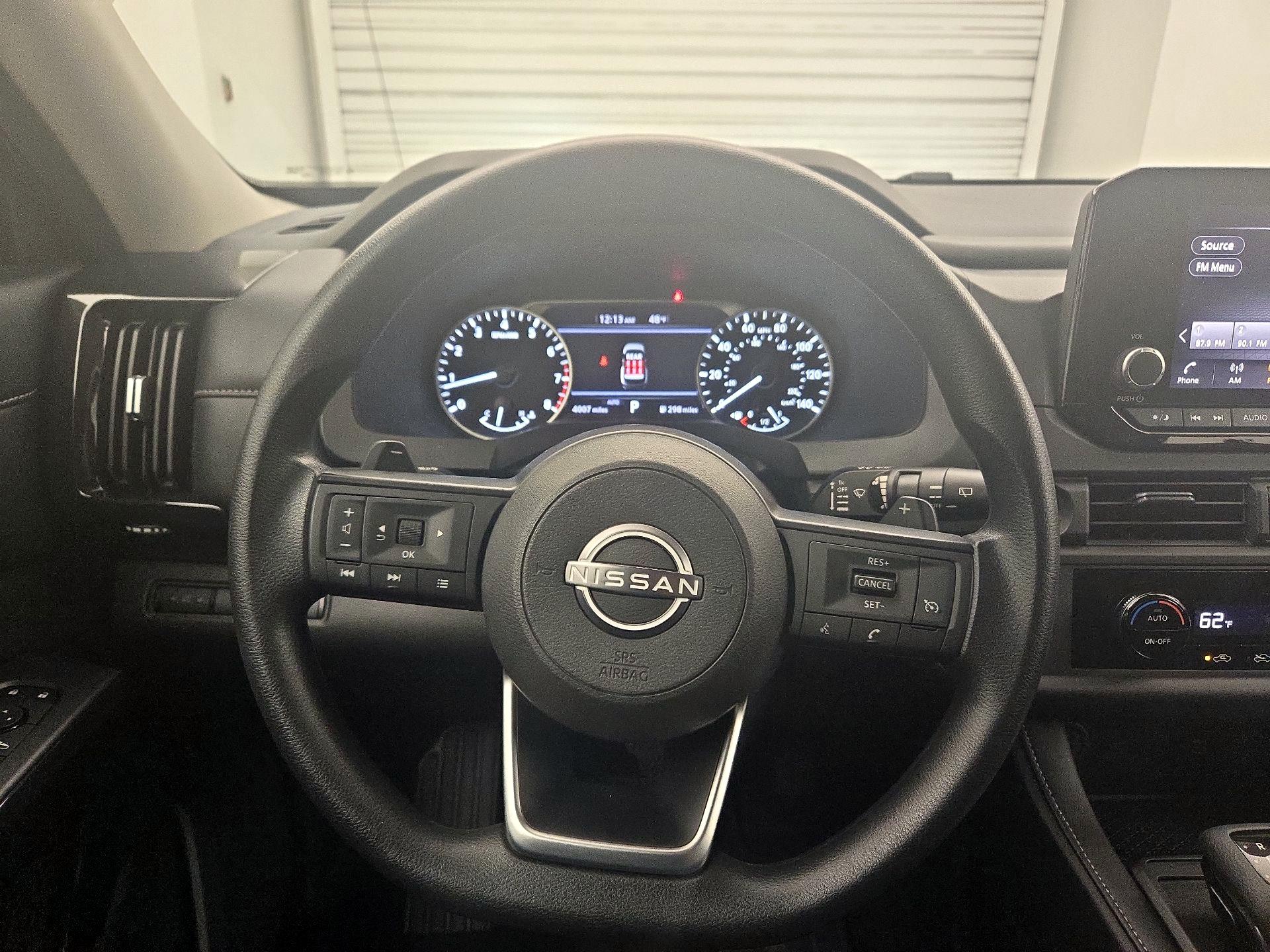 Thumbnail: 2024 Nissan Pathfinder - 10