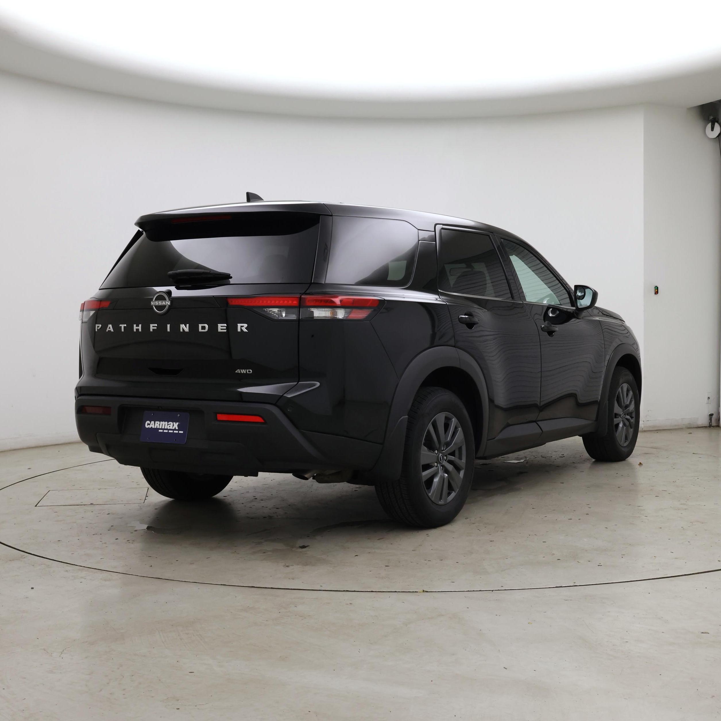 Thumbnail: 2024 Nissan Pathfinder - 8
