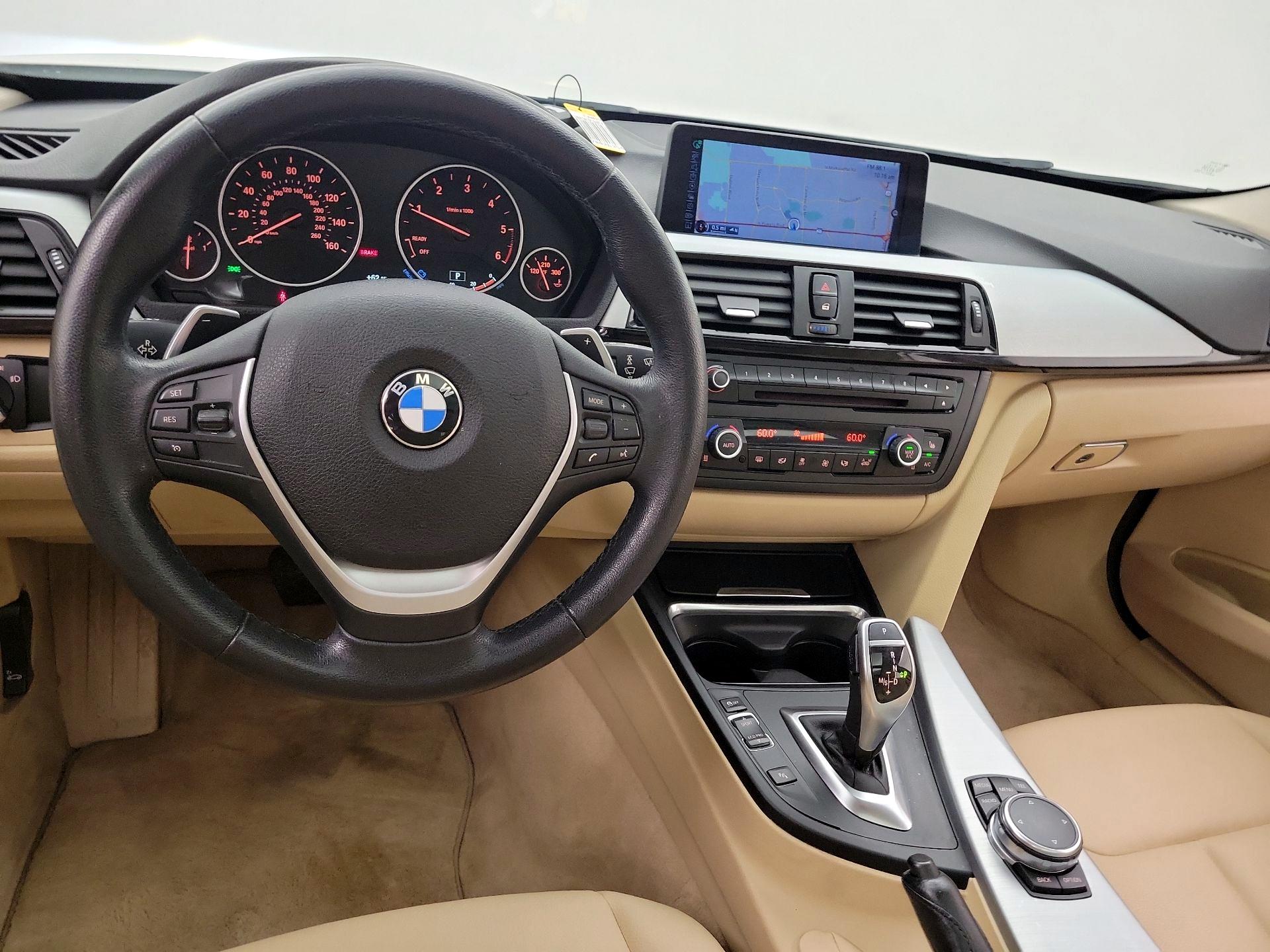 Thumbnail: 2015 BMW 3 Series - 9