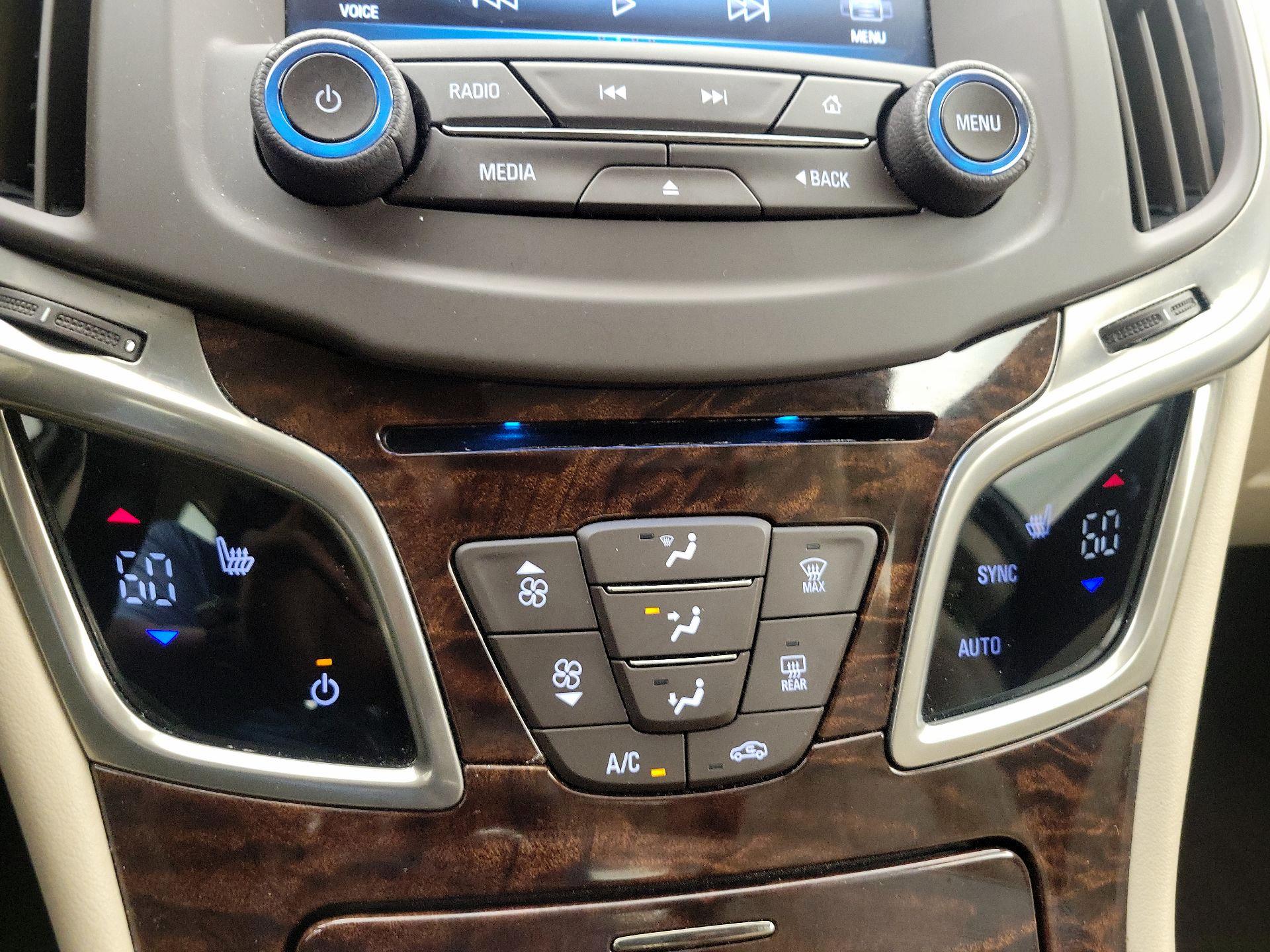 Thumbnail: 2014 Buick LaCrosse - 17