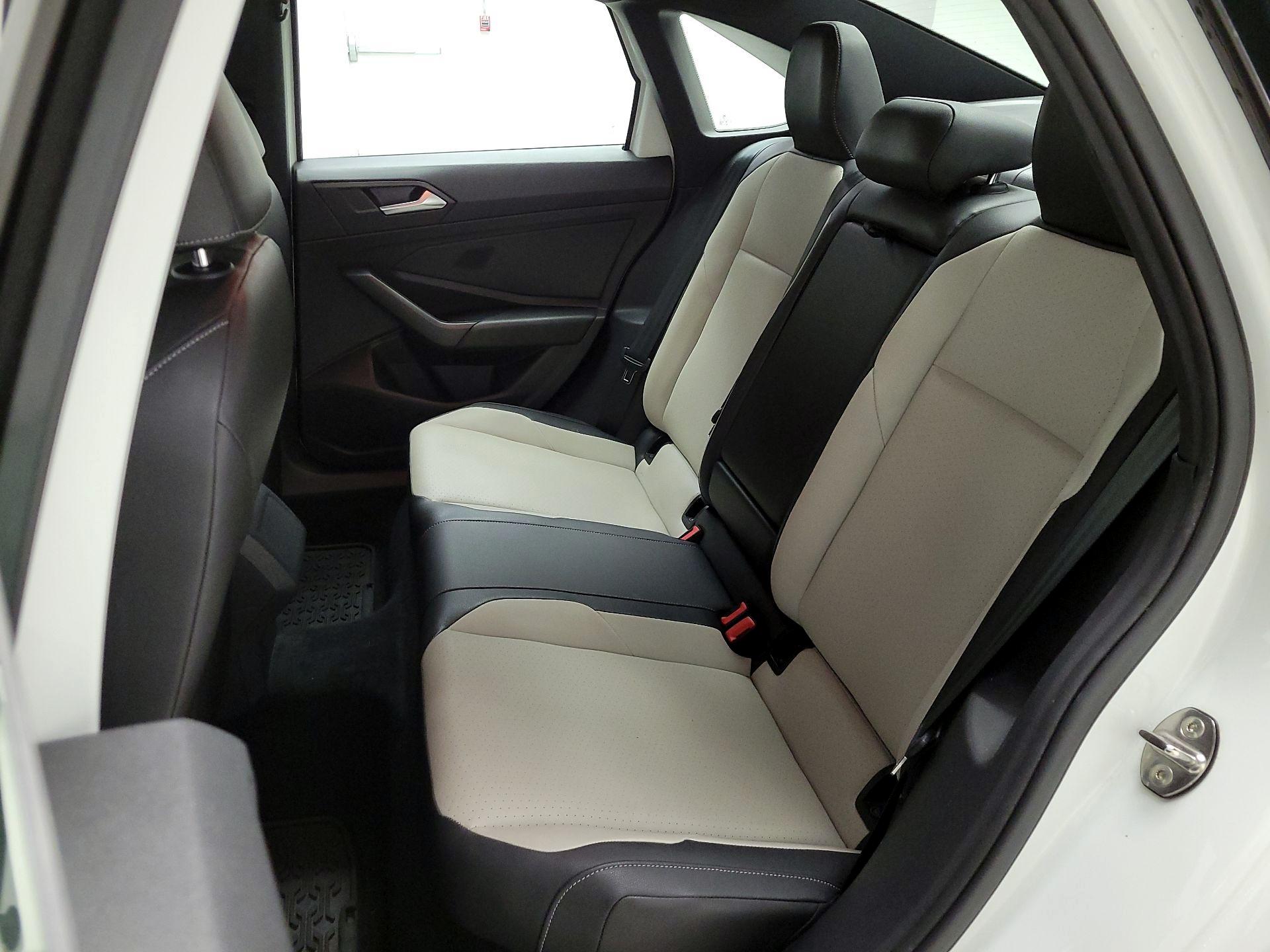 Thumbnail: 2019 Volkswagen Jetta - 20