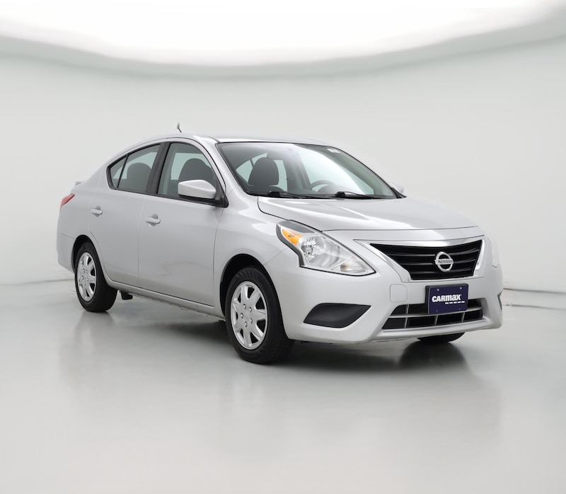 2018 Nissan Versa SV
