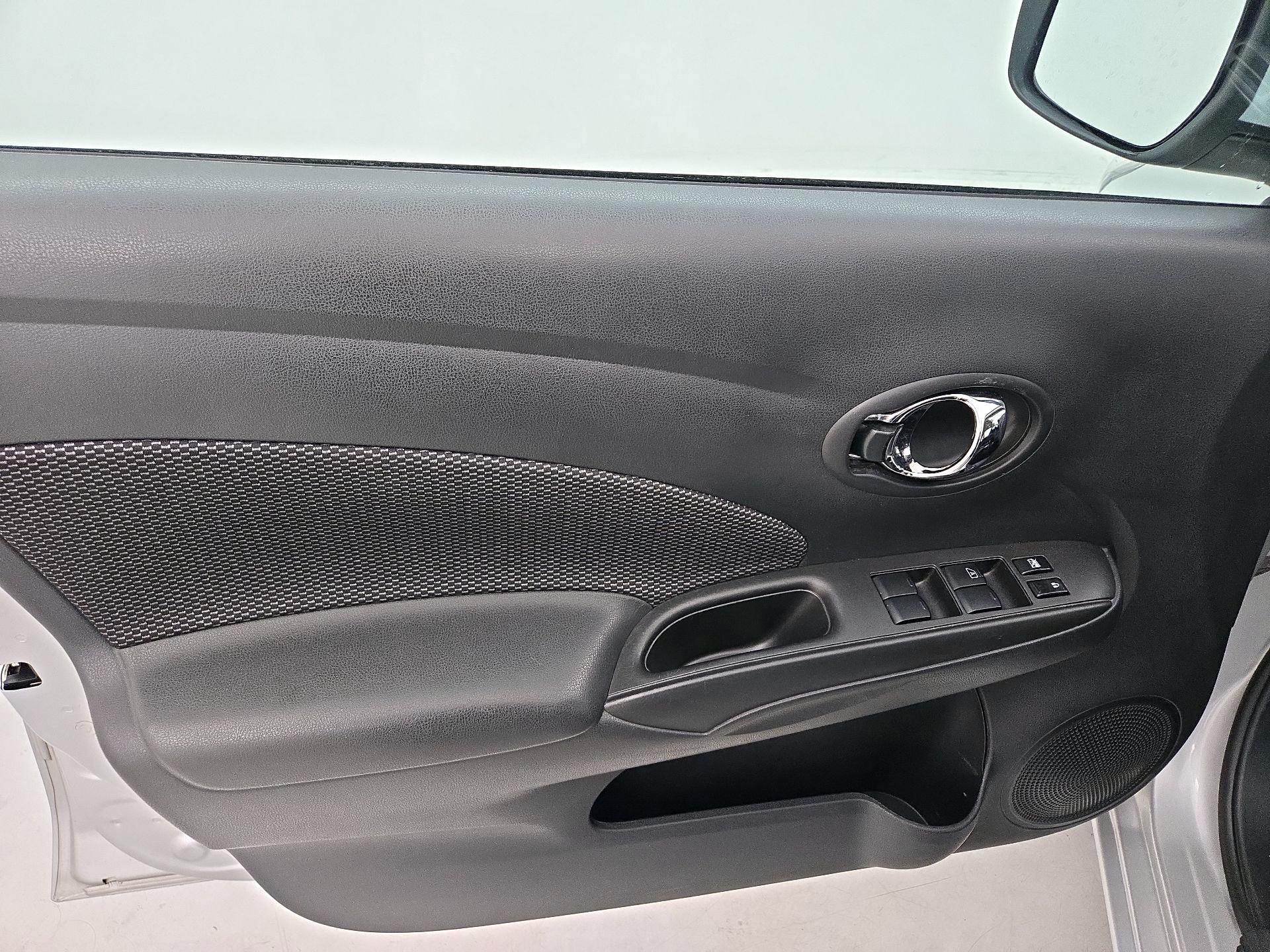 Thumbnail: 2018 Nissan Versa - 12
