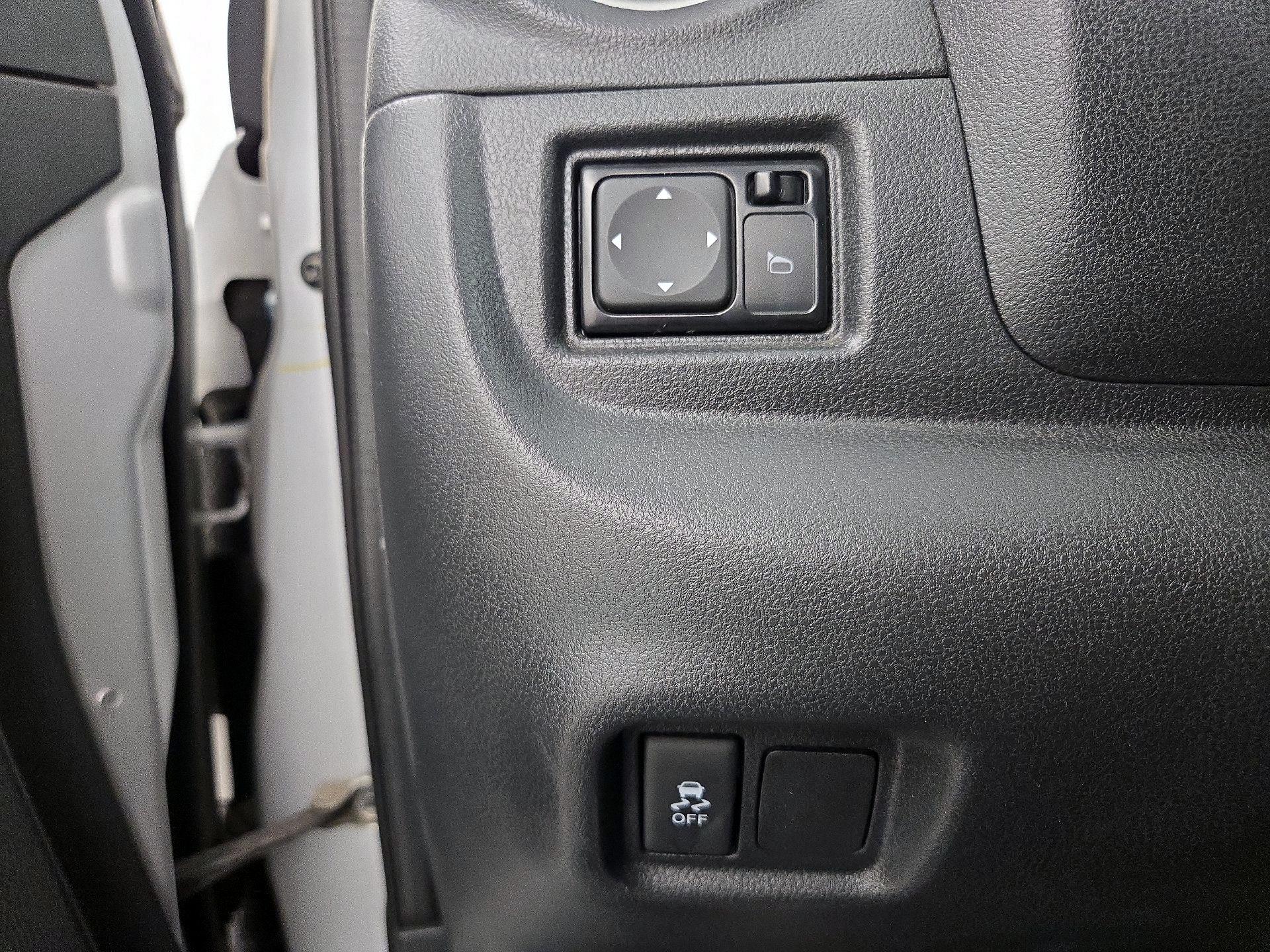 Thumbnail: 2018 Nissan Versa - 13