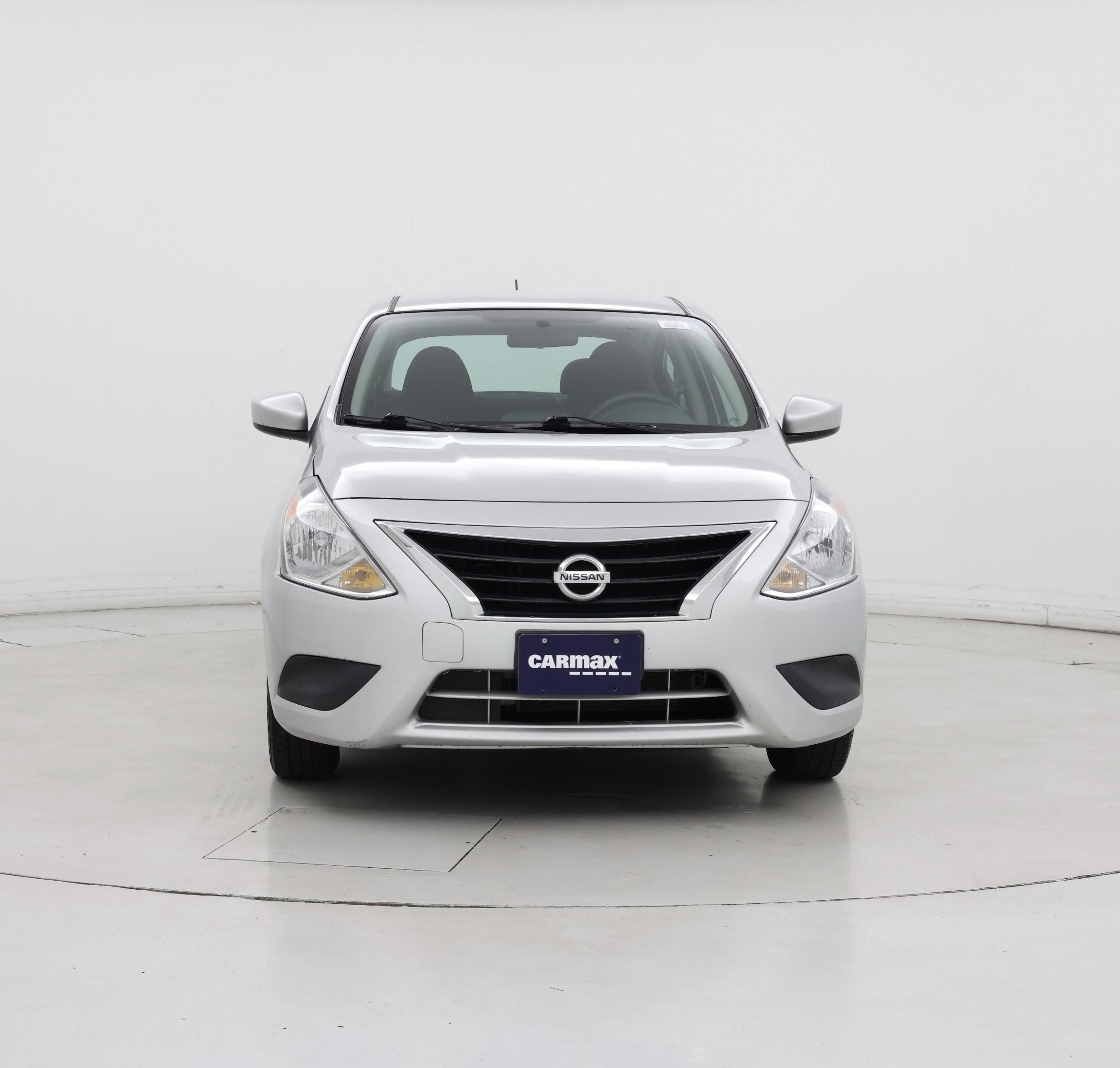 Thumbnail: 2018 Nissan Versa - 5