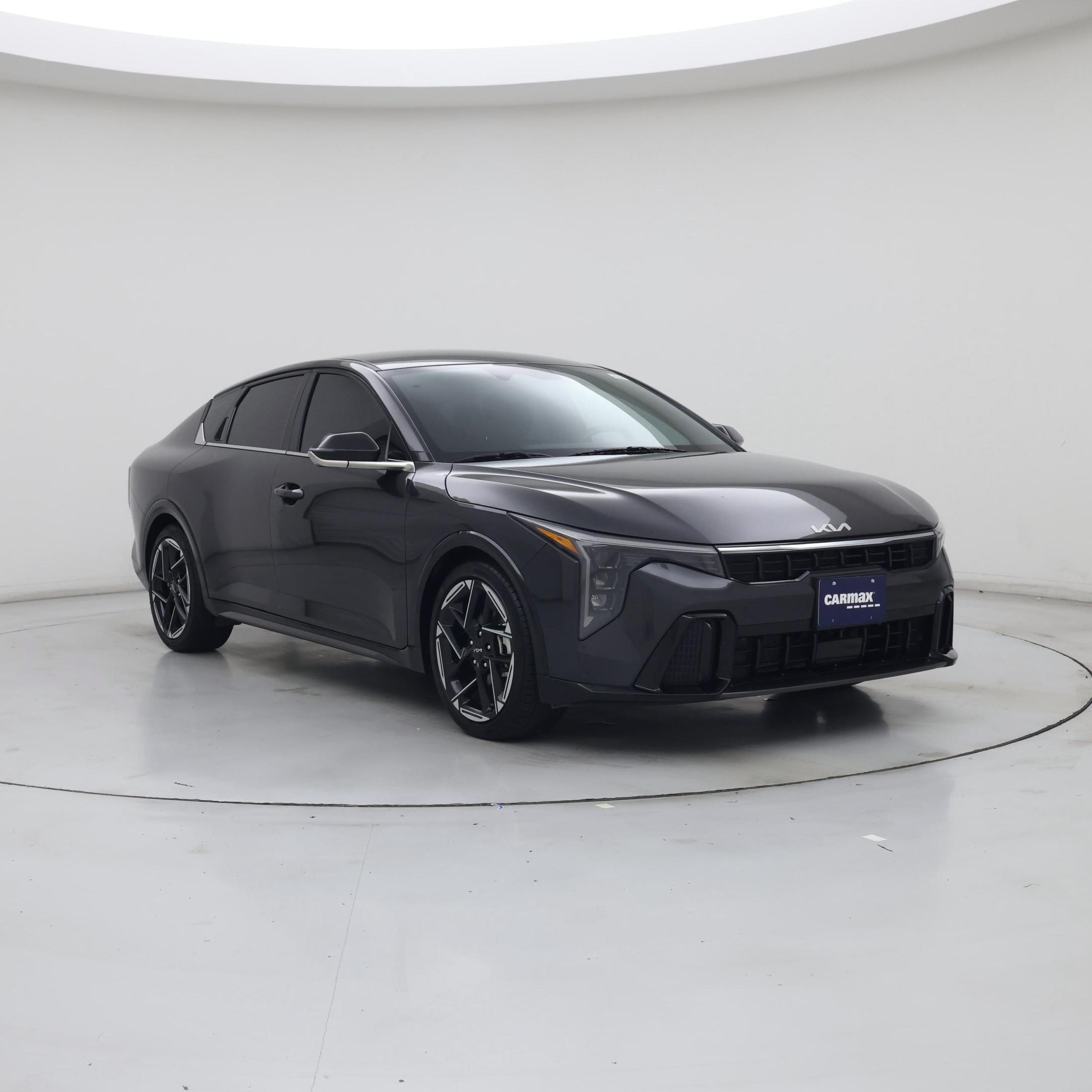 Gray 2025 Kia K4 Sedan Front-Wheel Drive Automatic