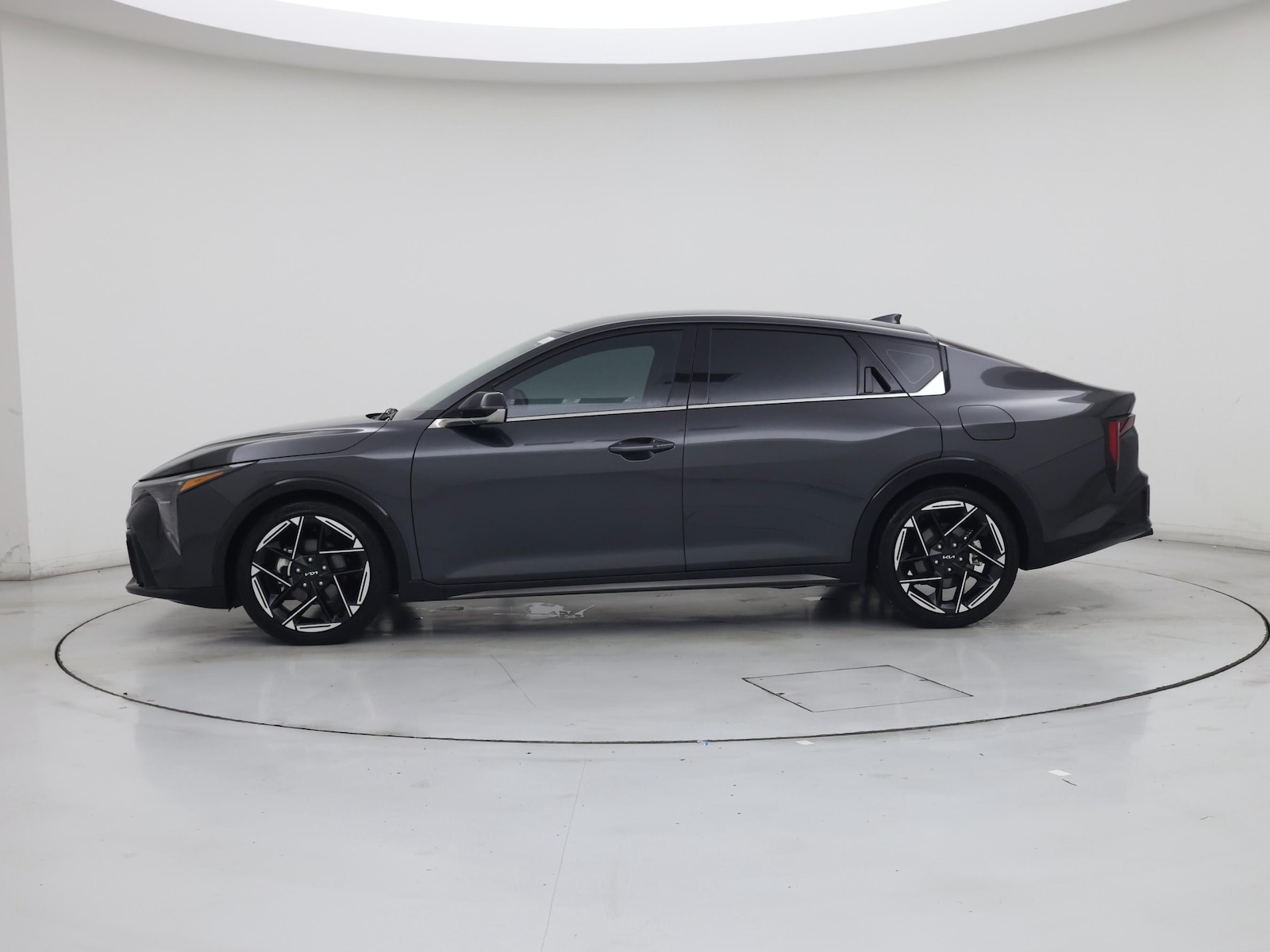 2025 Kia K4 GT-Line - Photo 4