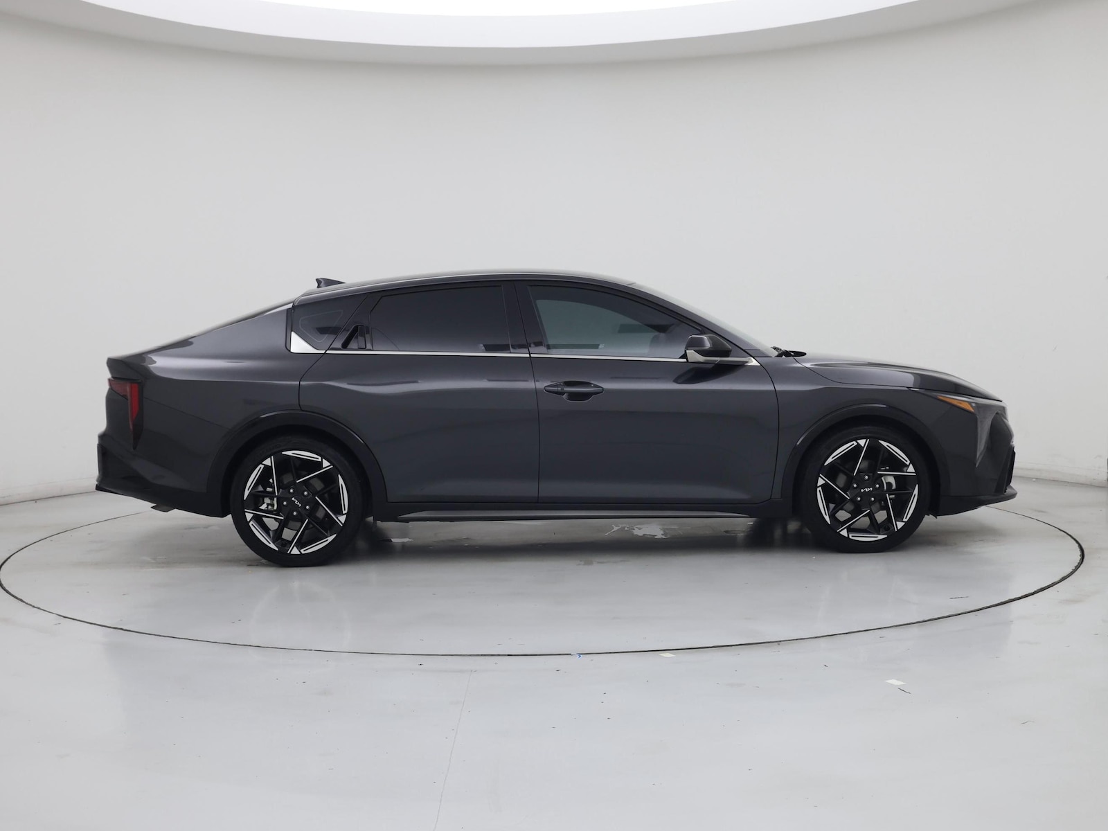 2025 Kia K4 GT-Line - Photo 8