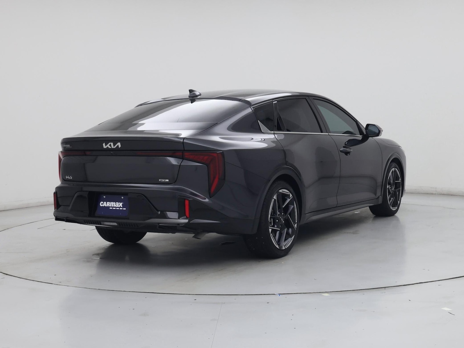 2025 Kia K4 GT-Line - Photo 9