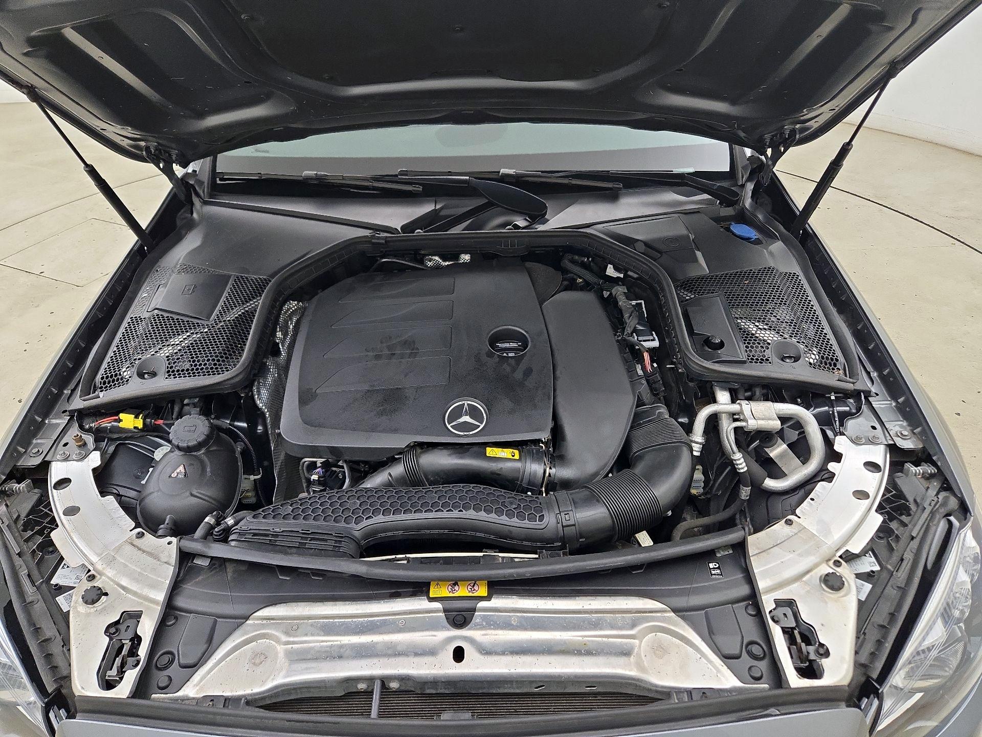 Thumbnail: 2019 Mercedes-Benz C-Class - 17