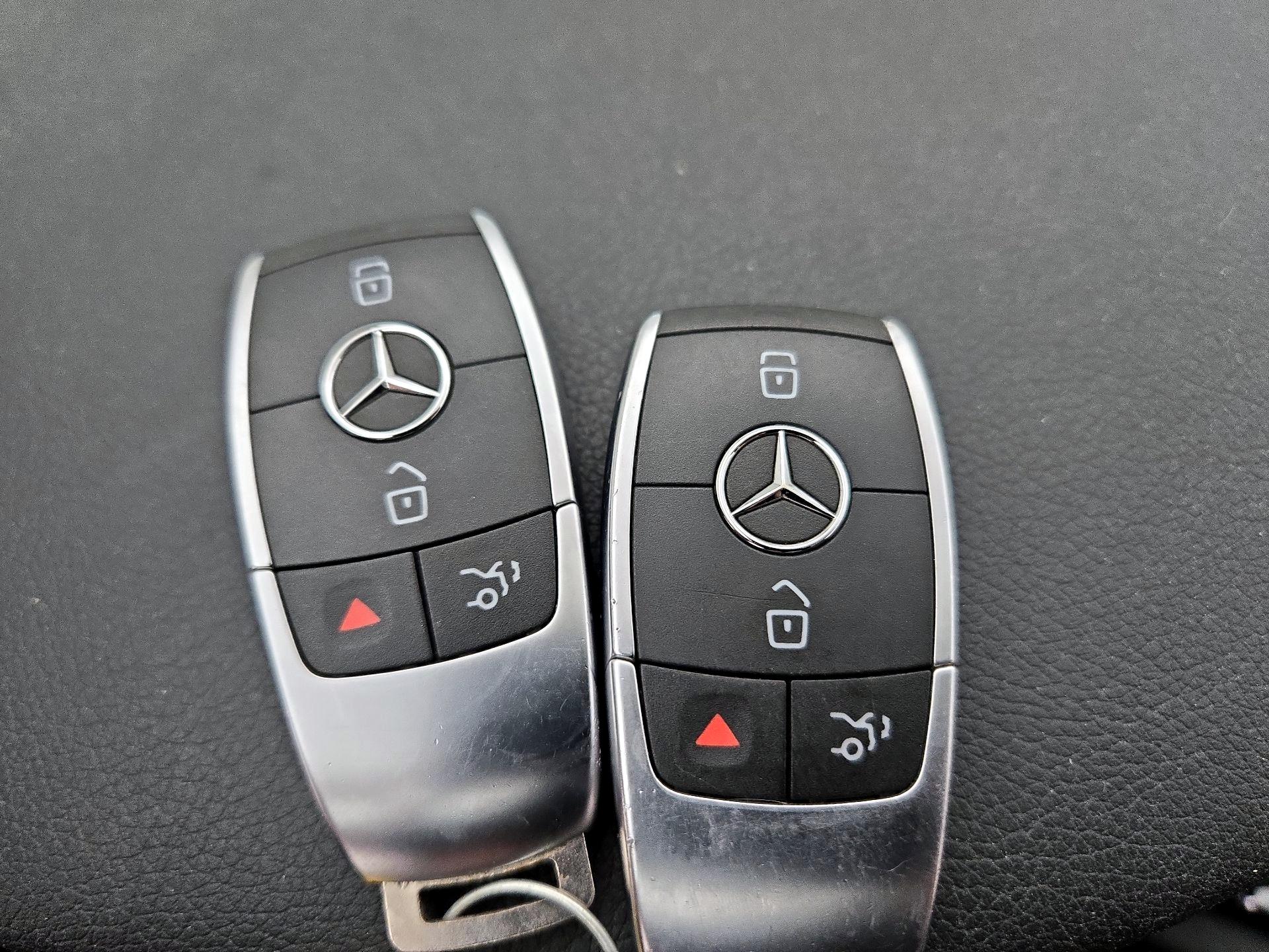 Thumbnail: 2019 Mercedes-Benz C-Class - 18