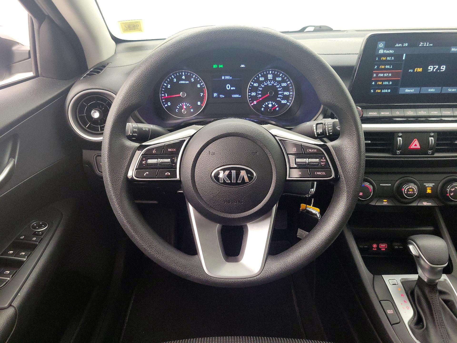 Thumbnail: 2021 Kia Forte - 10