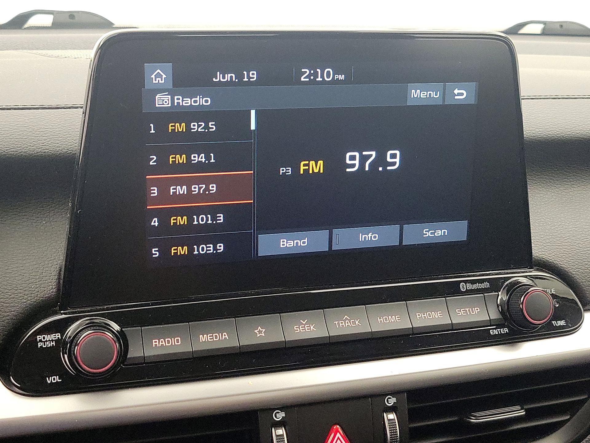 Thumbnail: 2021 Kia Forte - 15