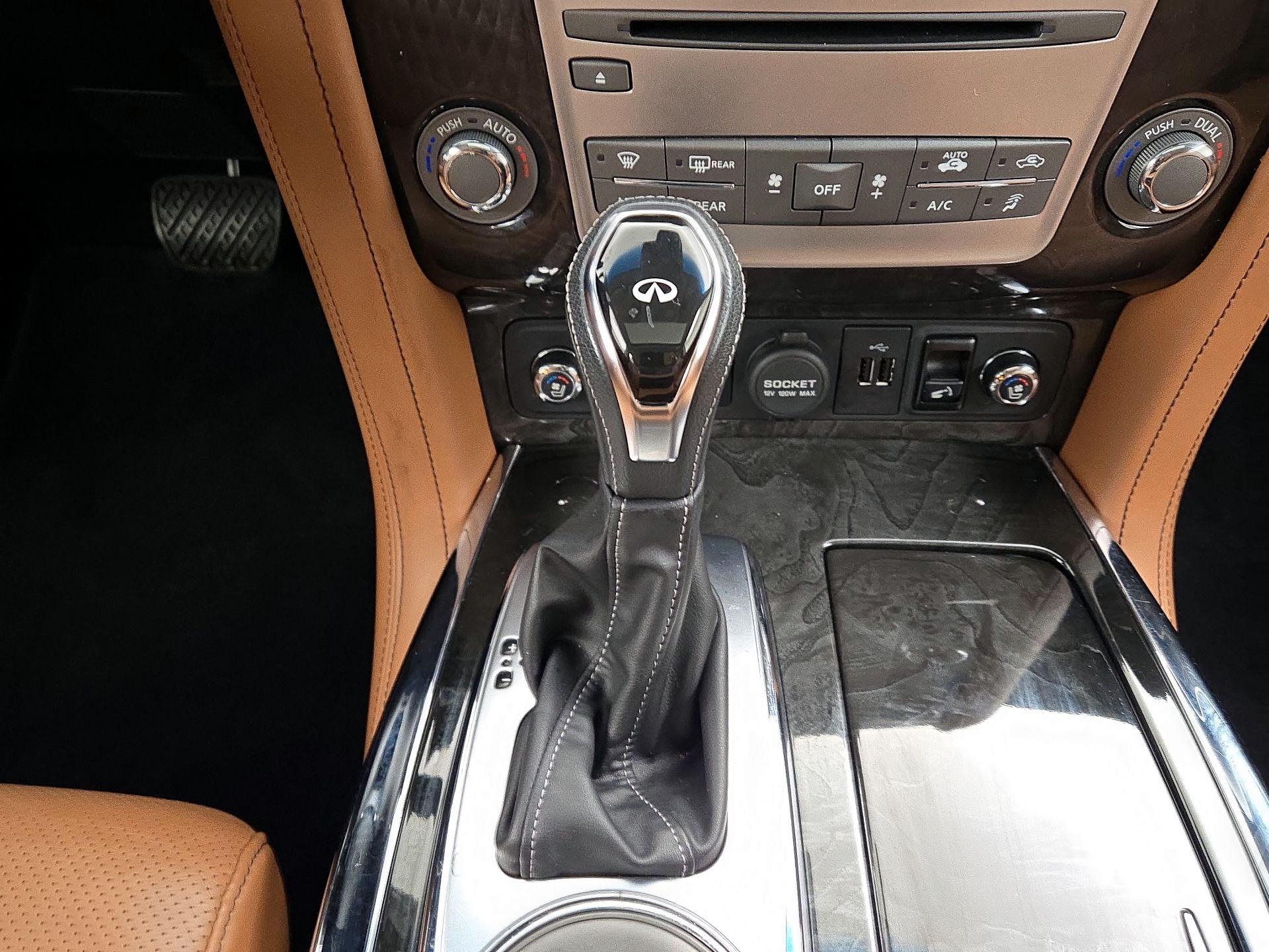 Thumbnail: 2018 INFINITI QX80 - 18