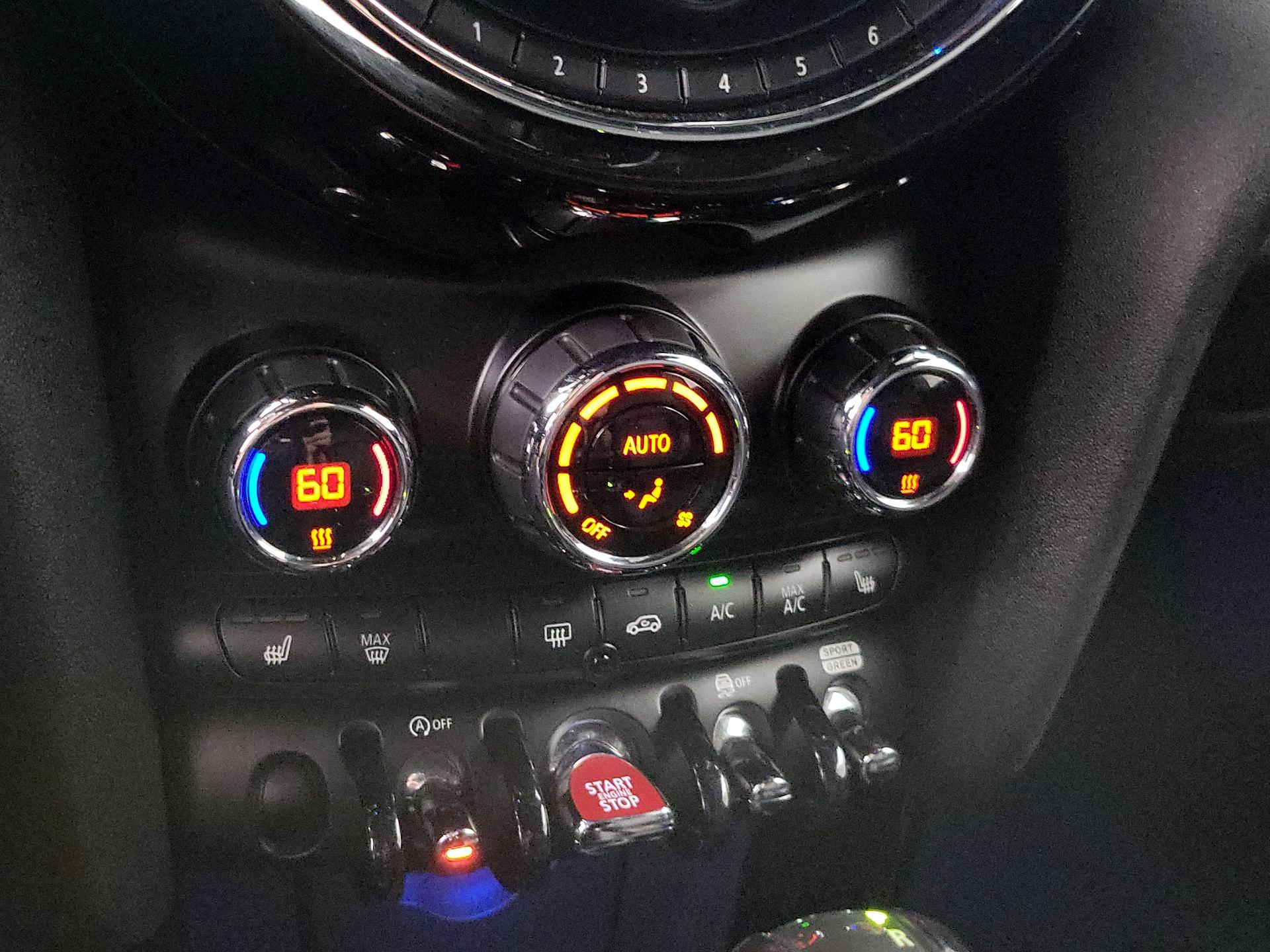 Thumbnail: 2018 MINI Cooper - 16