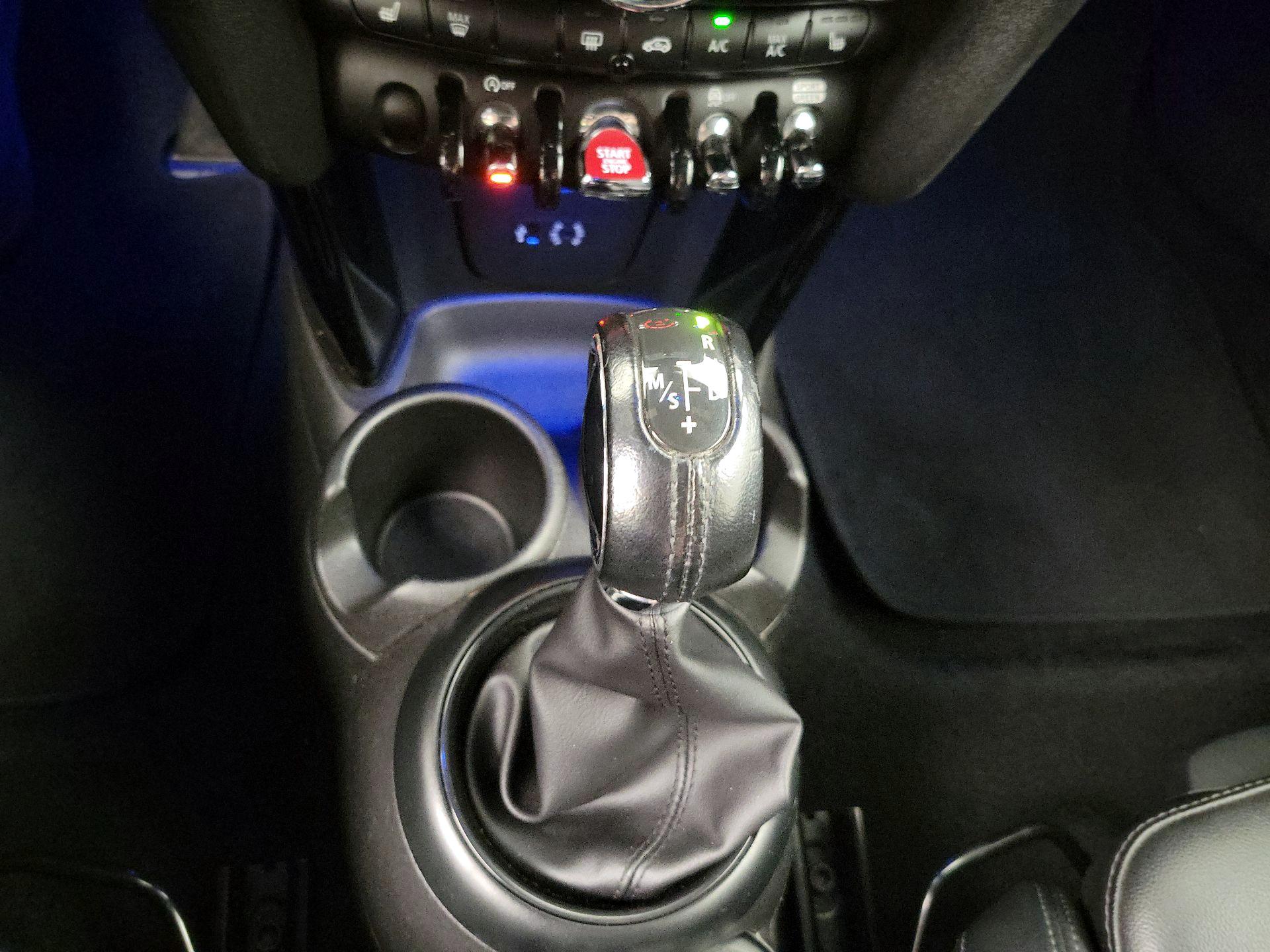 Thumbnail: 2018 MINI Cooper - 17