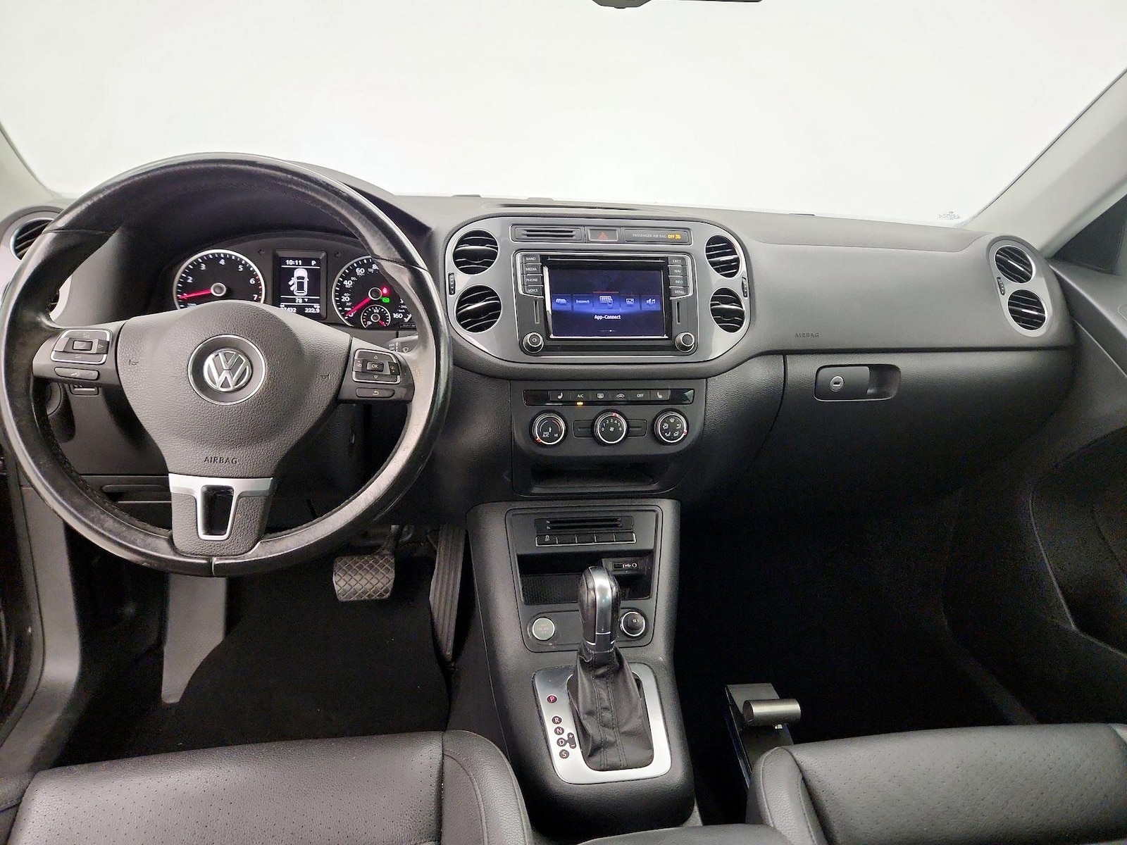 2016 Volkswagen Tiguan SE - Photo 10