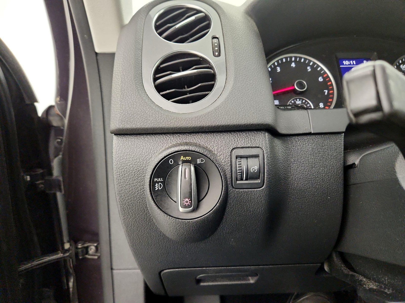 2016 Volkswagen Tiguan SE - Photo 14