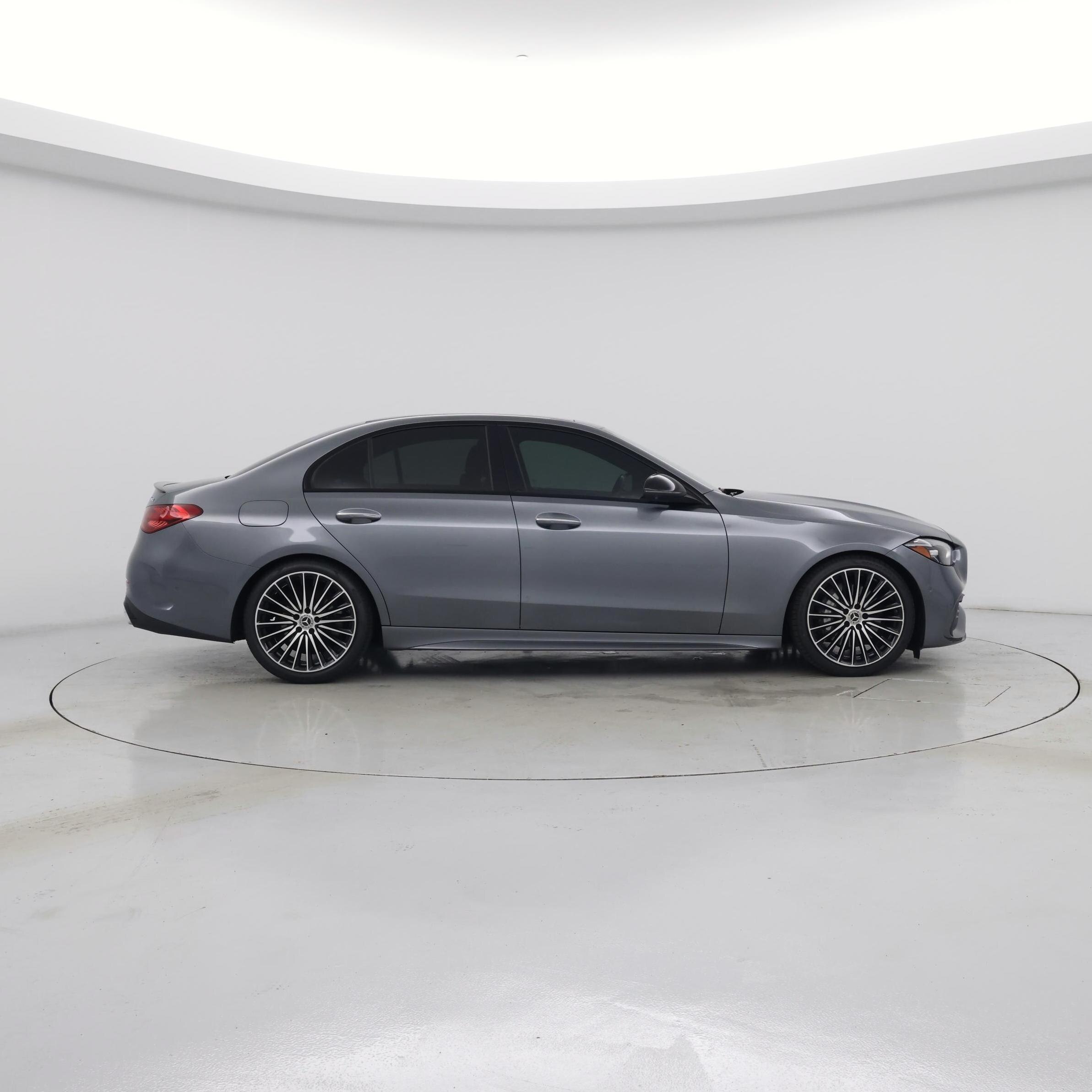 Thumbnail: 2022 Mercedes-Benz C-Class - 7