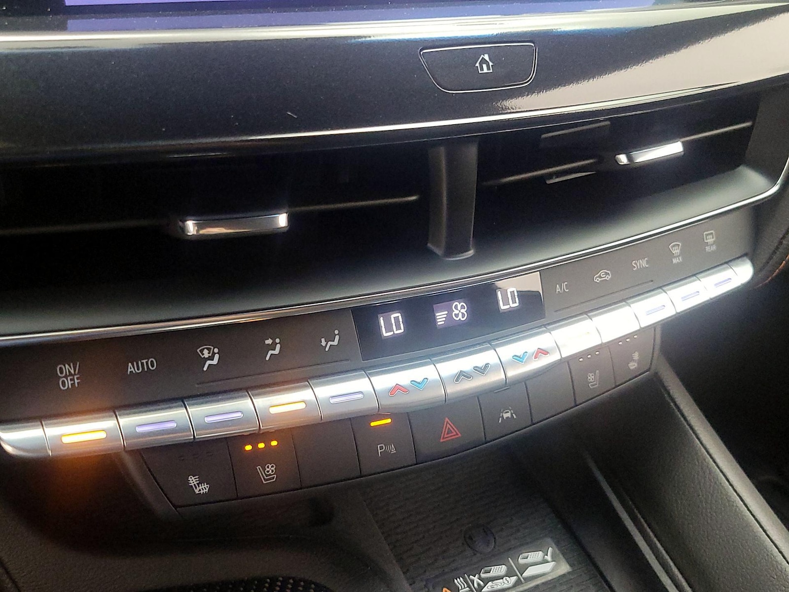 2024 Cadillac CT5 V-Series - Photo 17