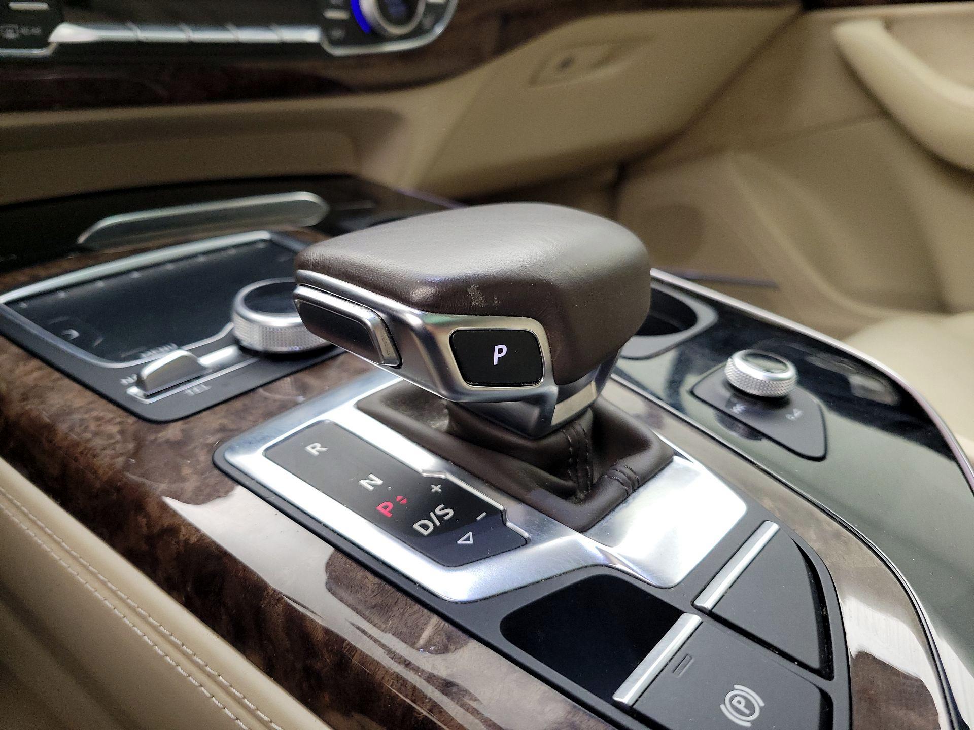 Thumbnail: 2018 Audi Q7 - 17