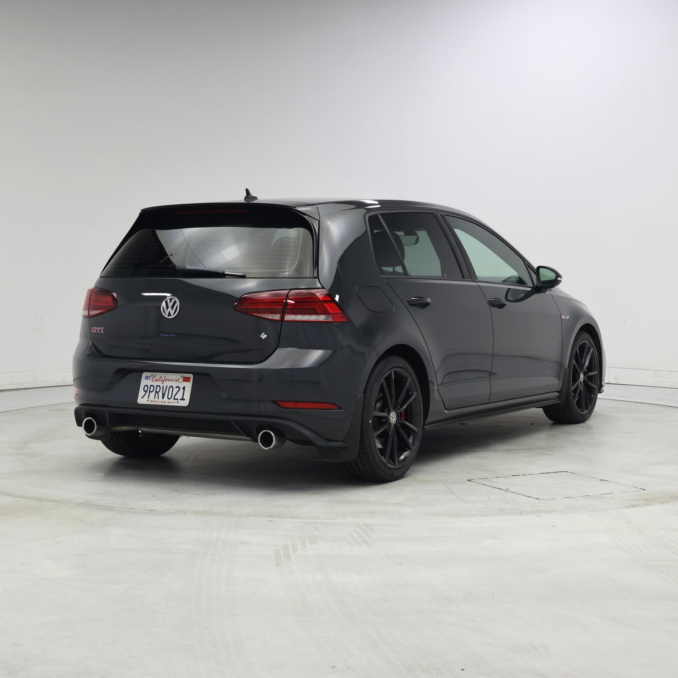 Thumbnail: 2019 Volkswagen Golf - 8