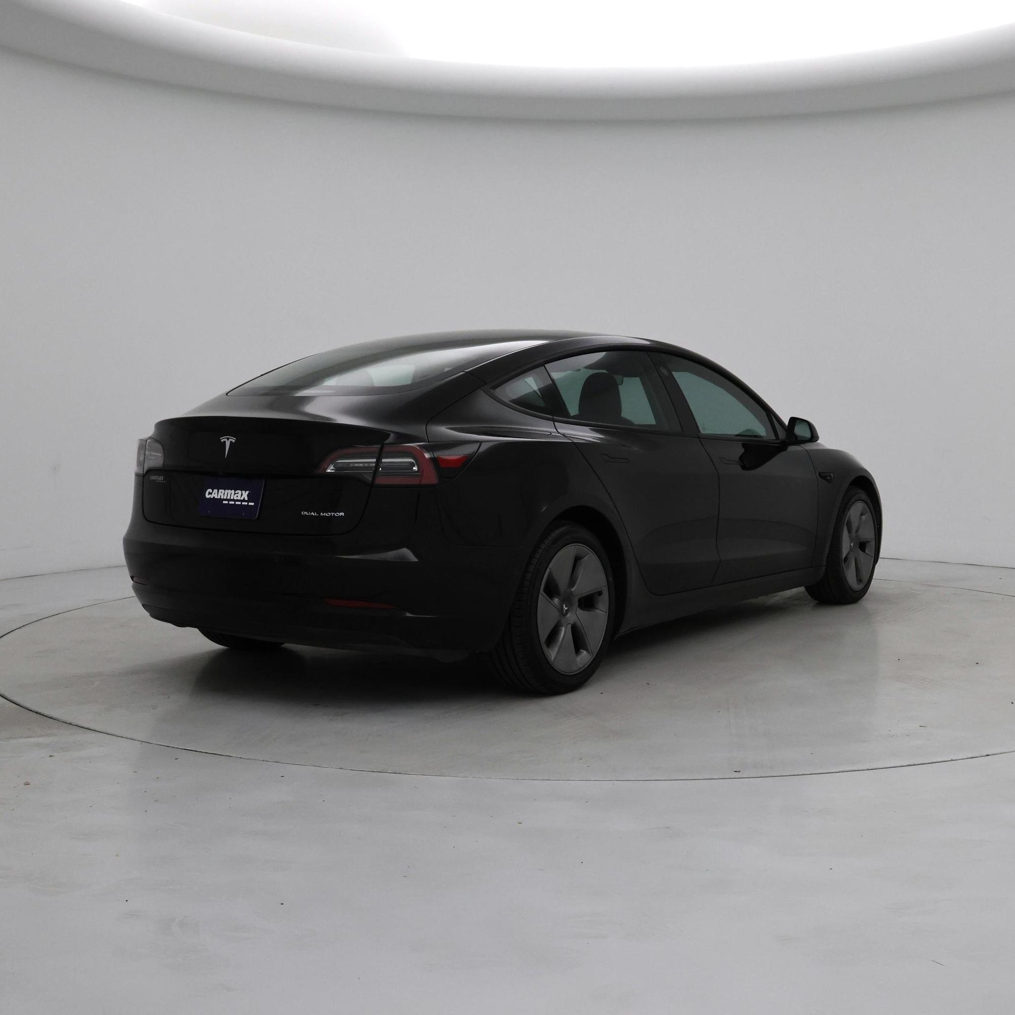 Thumbnail: 2021 Tesla Model 3 - 8